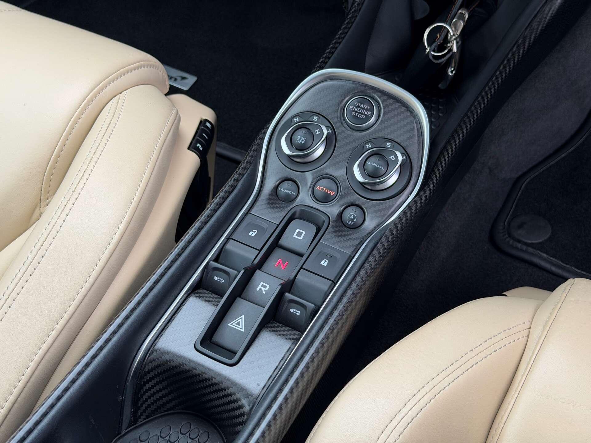 McLaren 570GT view 34