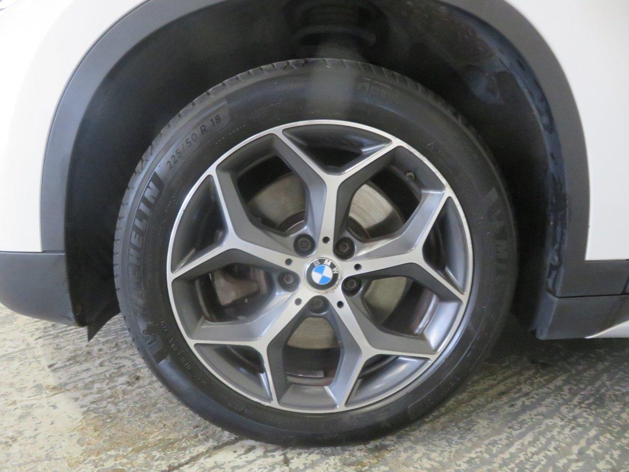 BMW X1 view 56