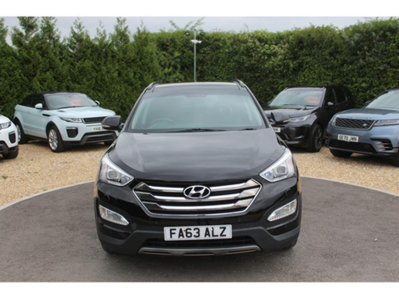 Hyundai Santa Fe view 3