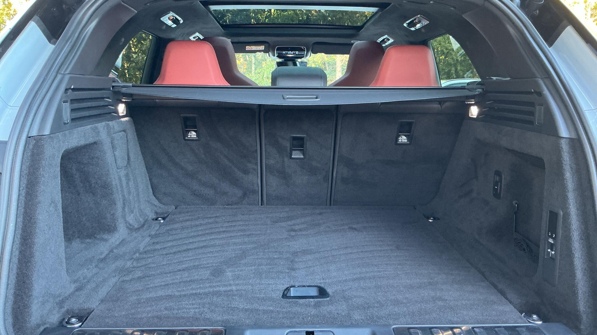 Land Rover Range Rover Sport view 10