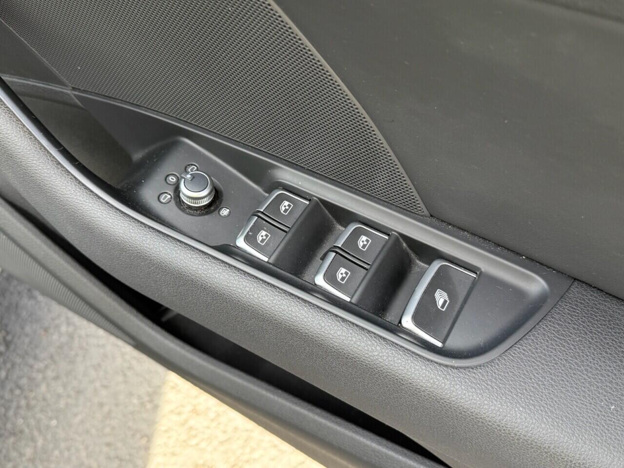 Audi A3 Cabriolet view 32