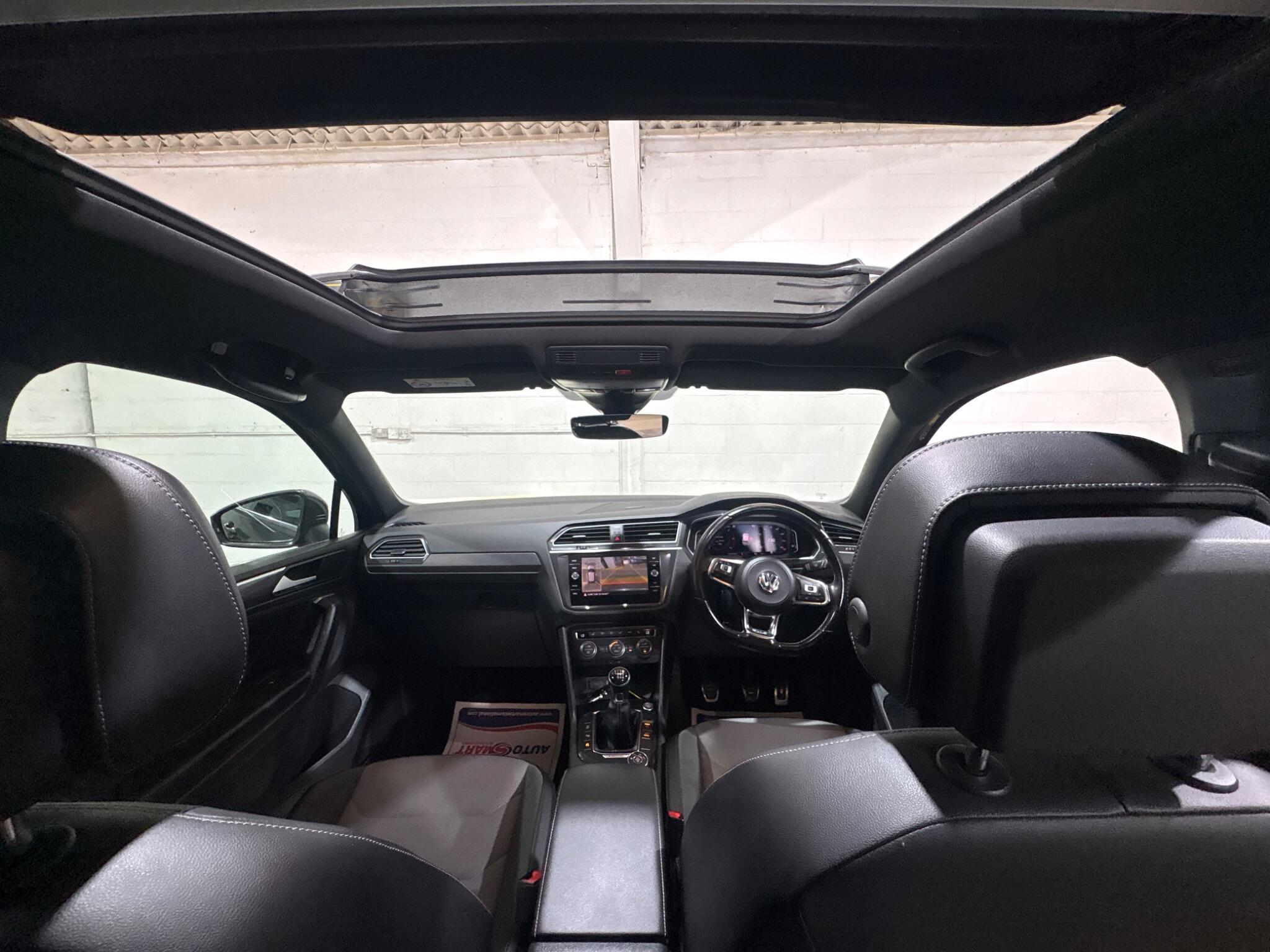 Volkswagen Tiguan view 20