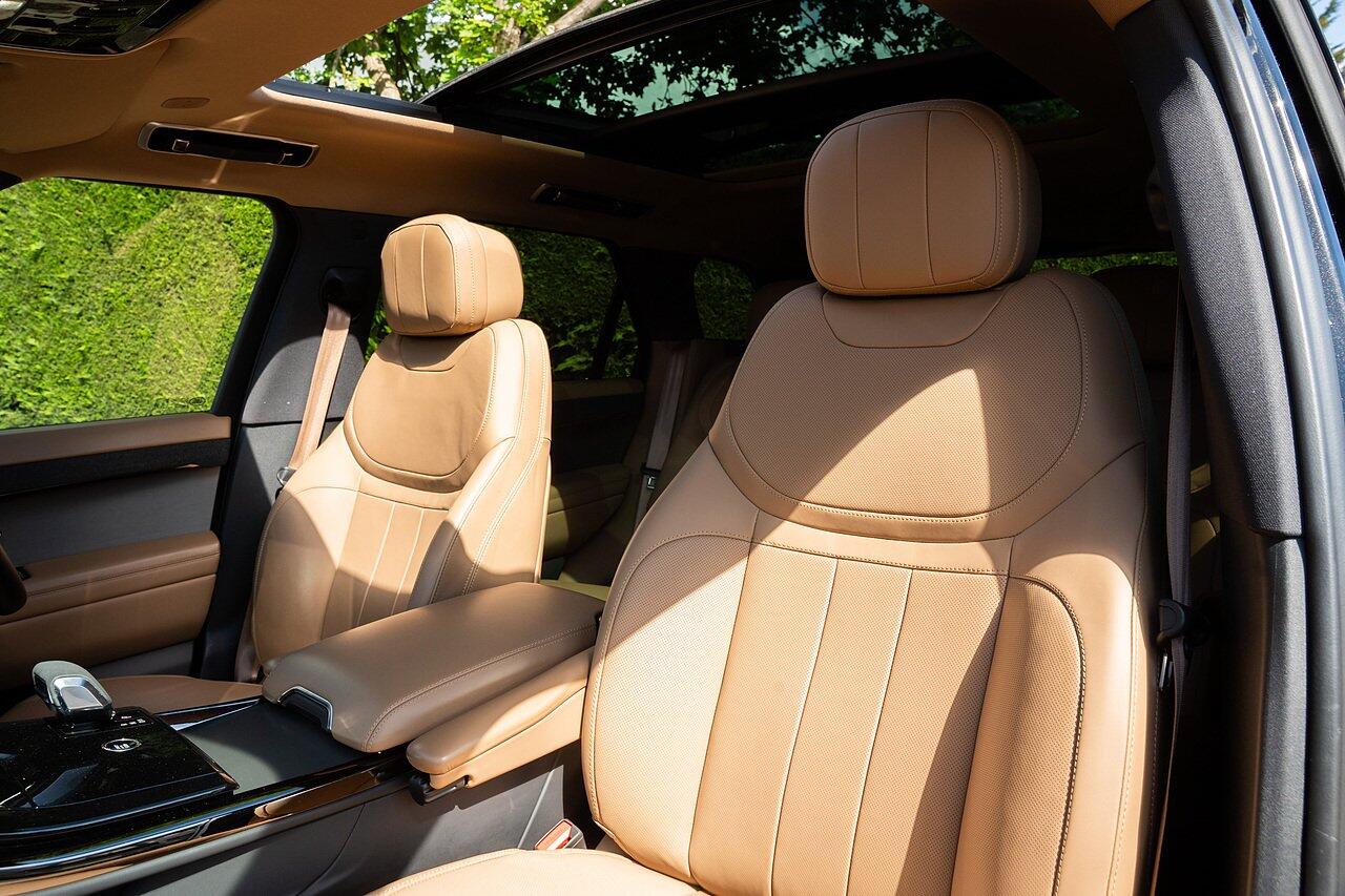 Land Rover Range Rover Sport view 21