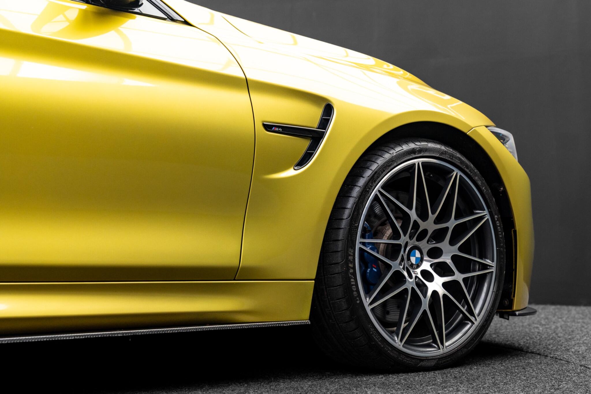 BMW M4 view 46