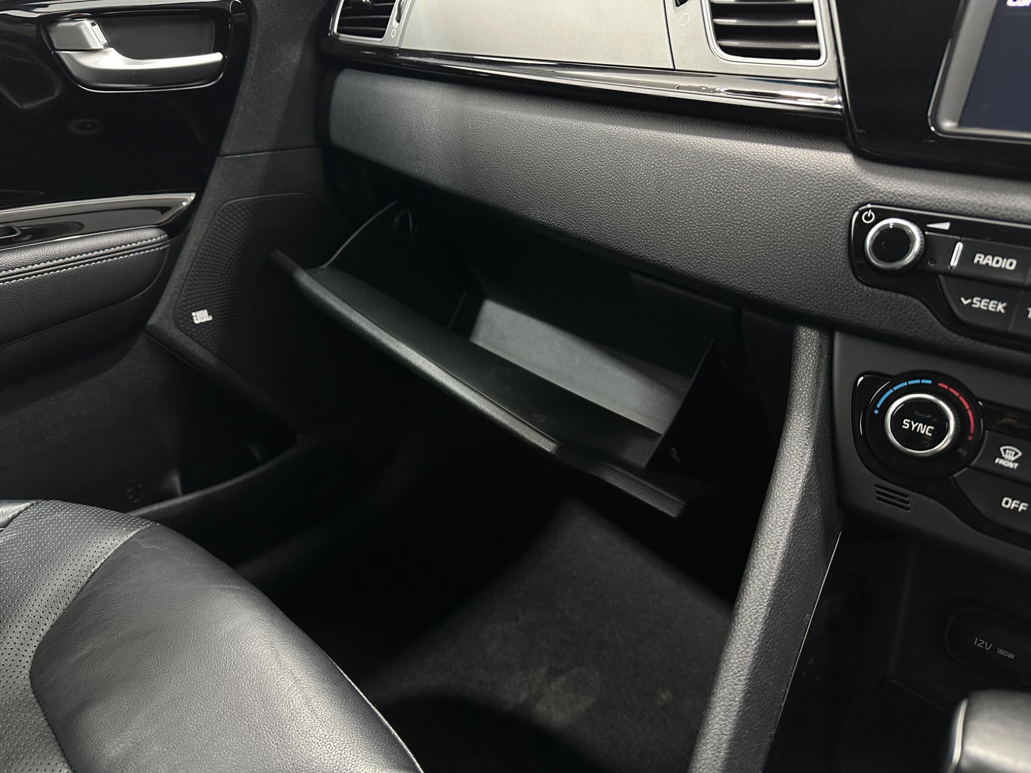 Kia Niro view 28