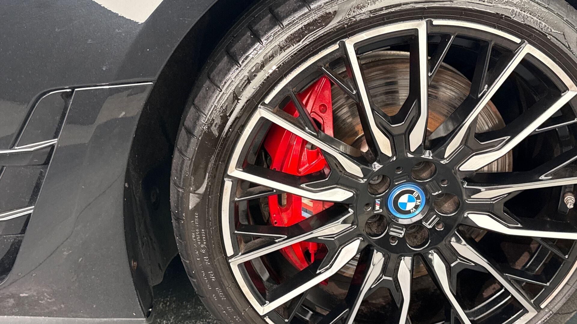 BMW I4 view 34