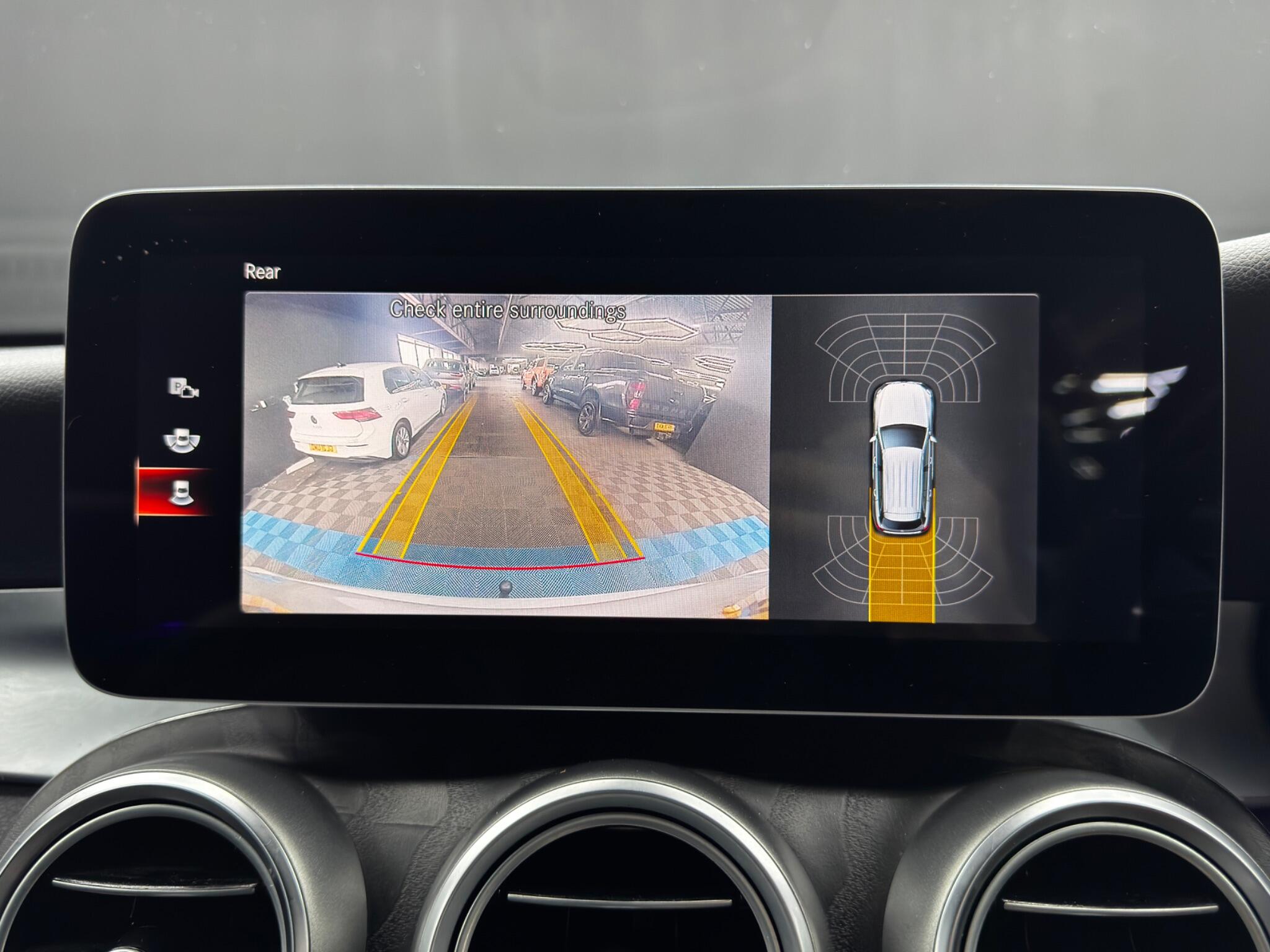 Mercedes-Benz GLC view 38