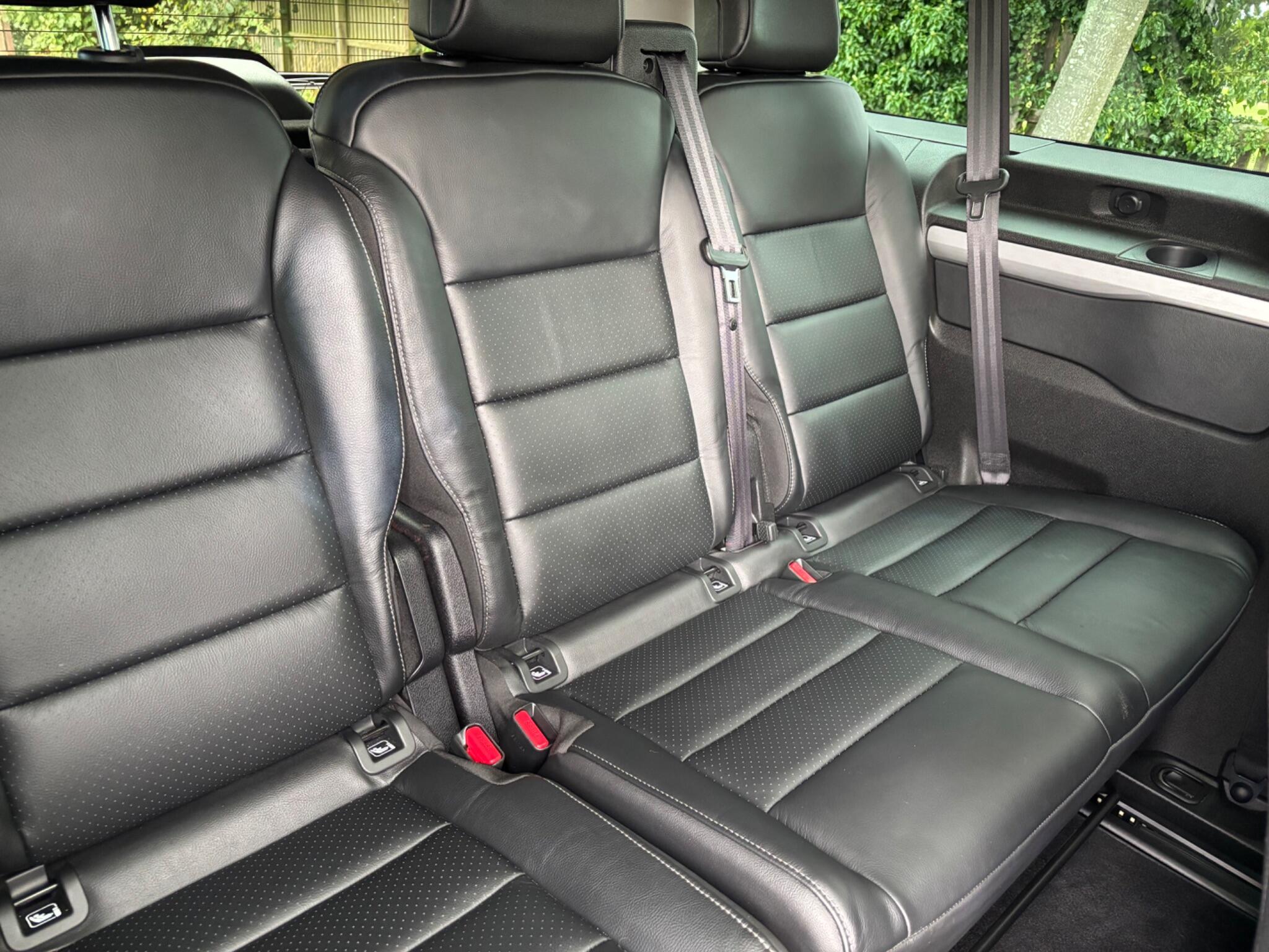 Vauxhall Vivaro Life Electric view 17