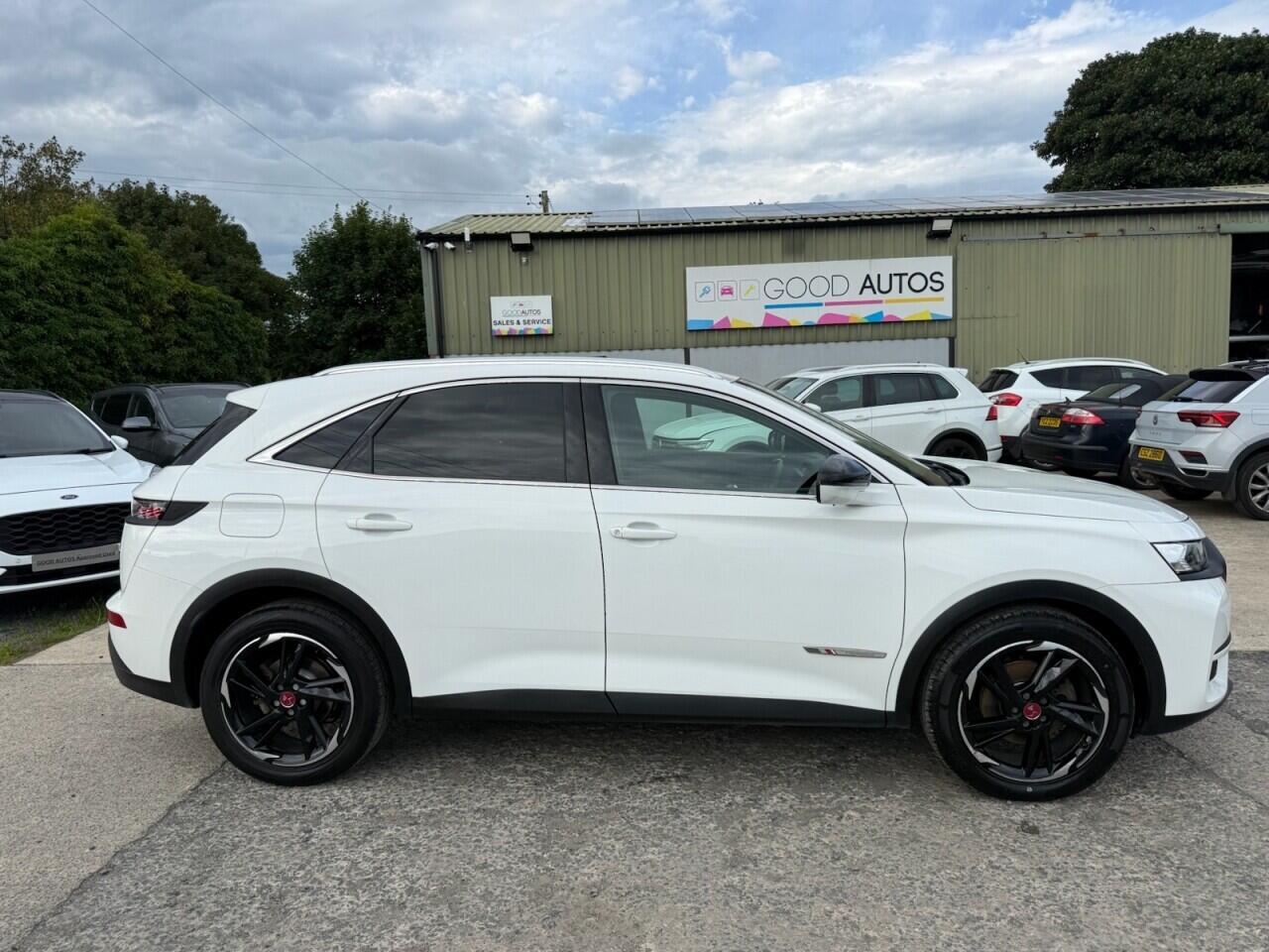 DS Automobiles DS 7 Crossback view 6