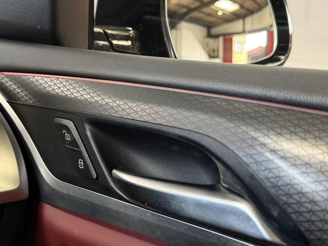 BMW X4 view 48