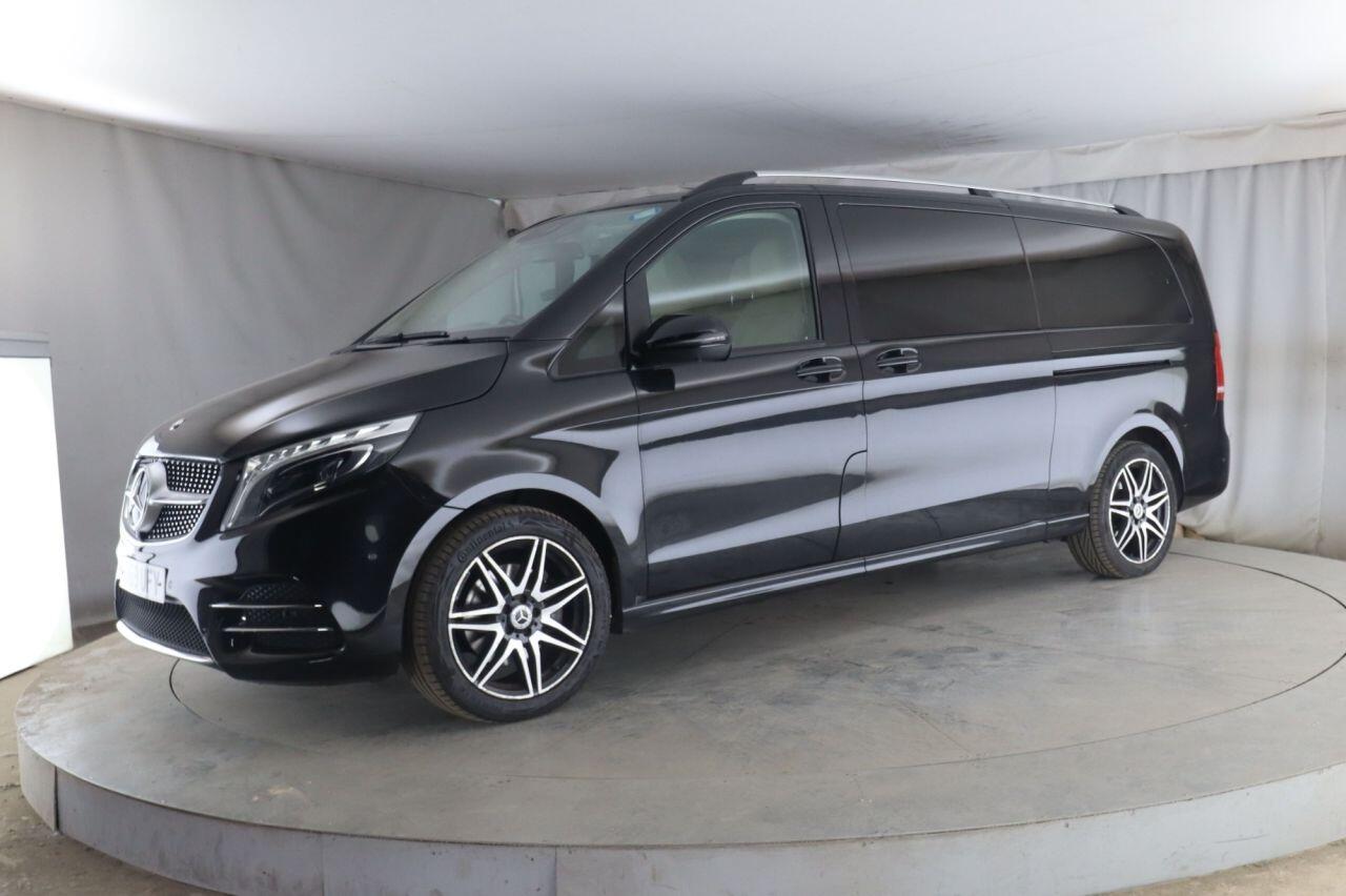 Mercedes-Benz V-Class view 4