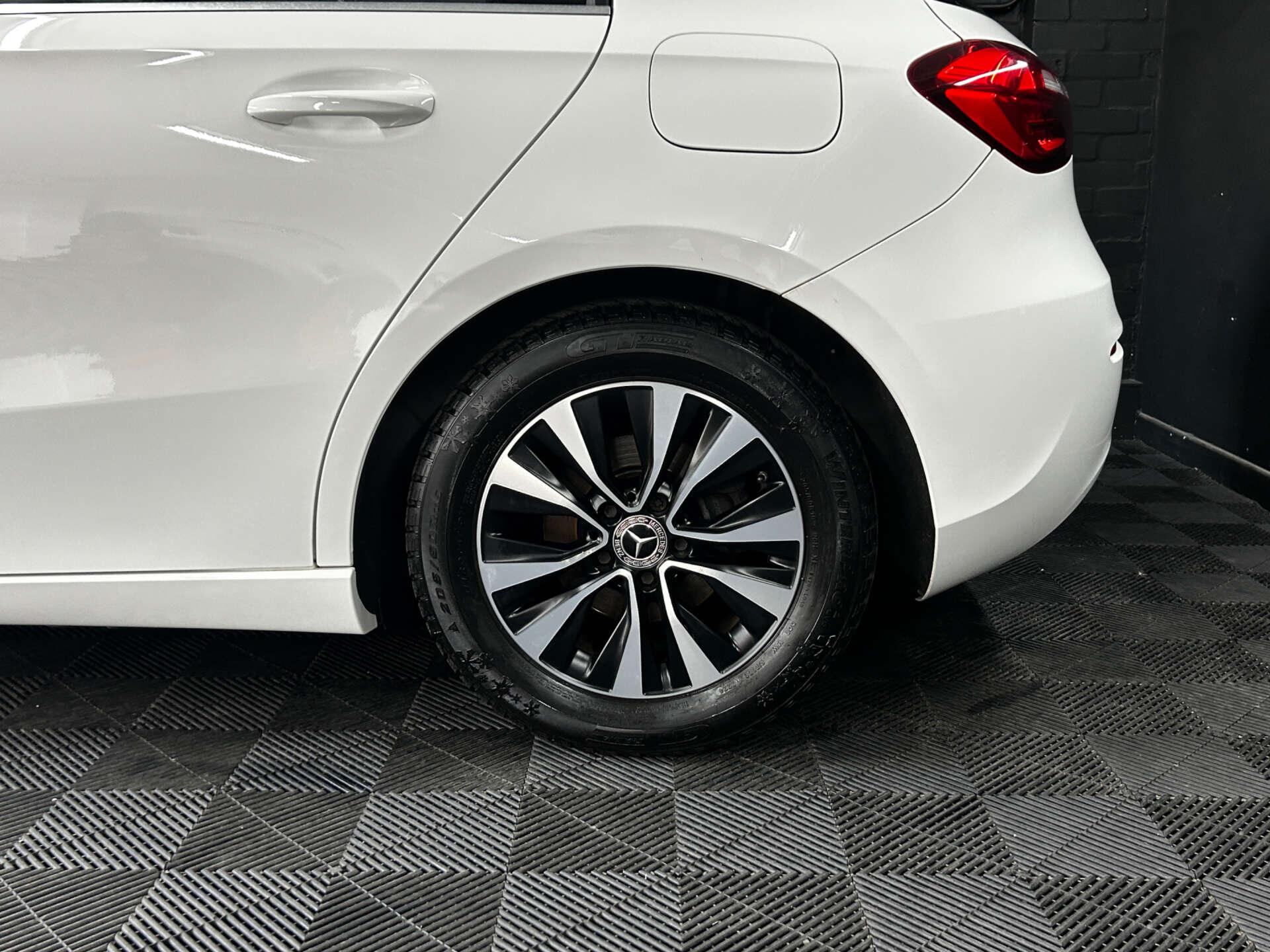 Mercedes-Benz A Class view 16