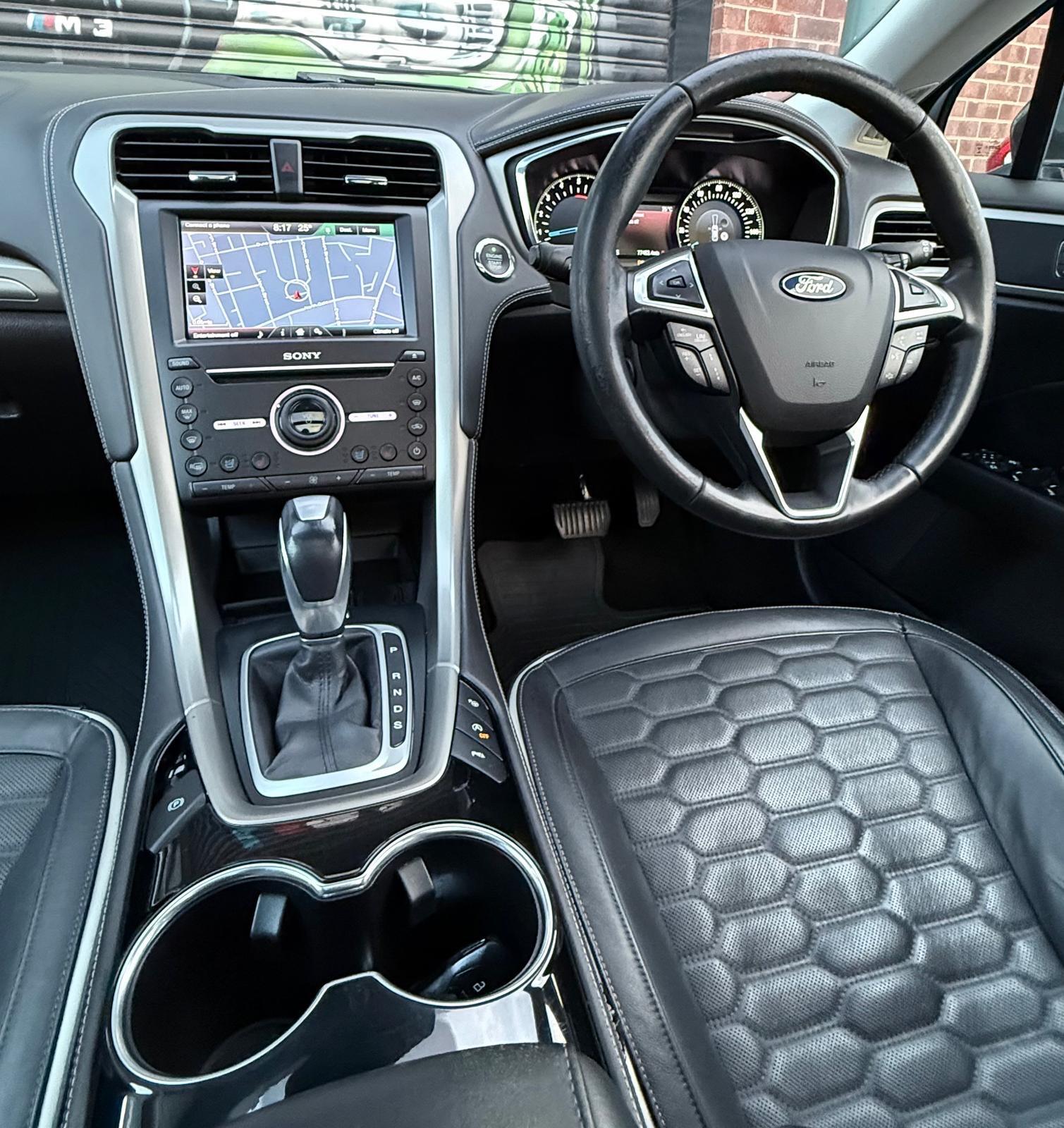 Ford Mondeo view 20