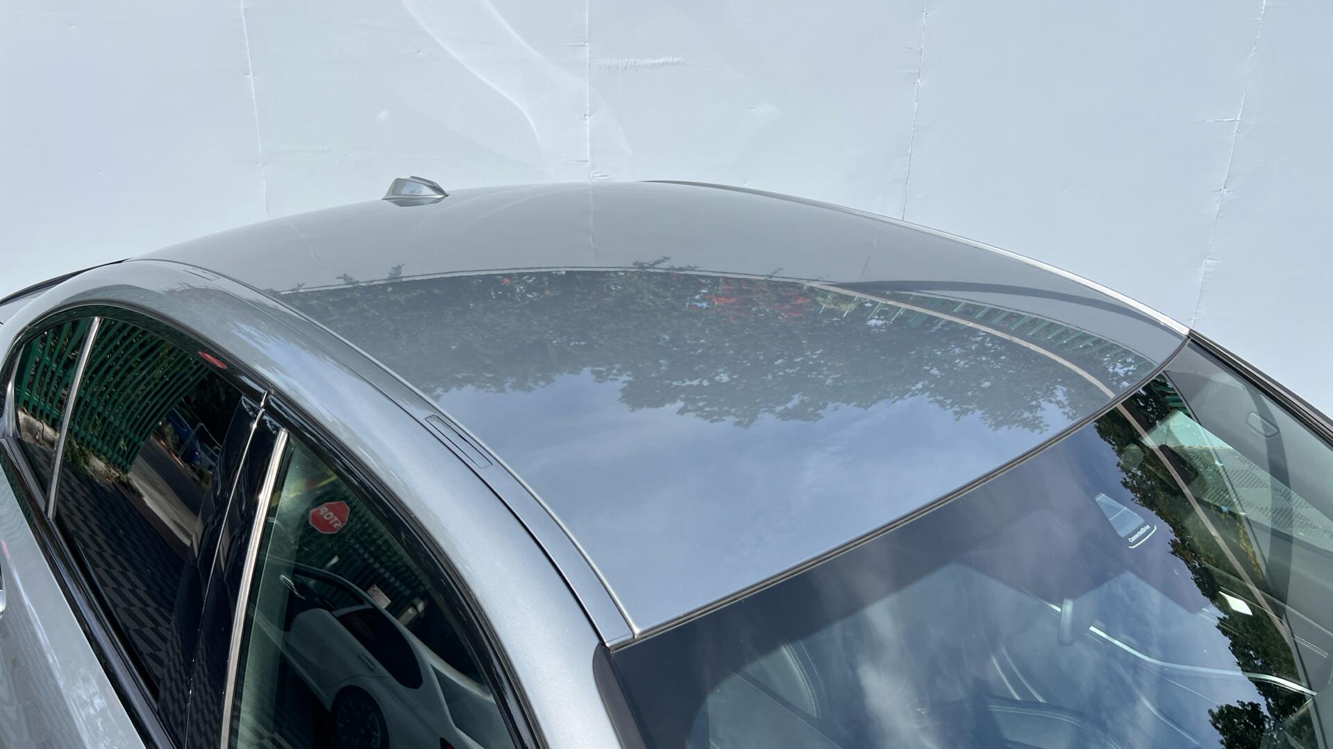 BMW 3 Series view 22