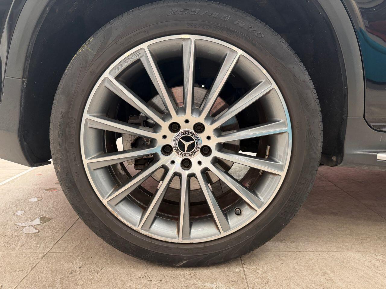 Mercedes-Benz GLC view 35