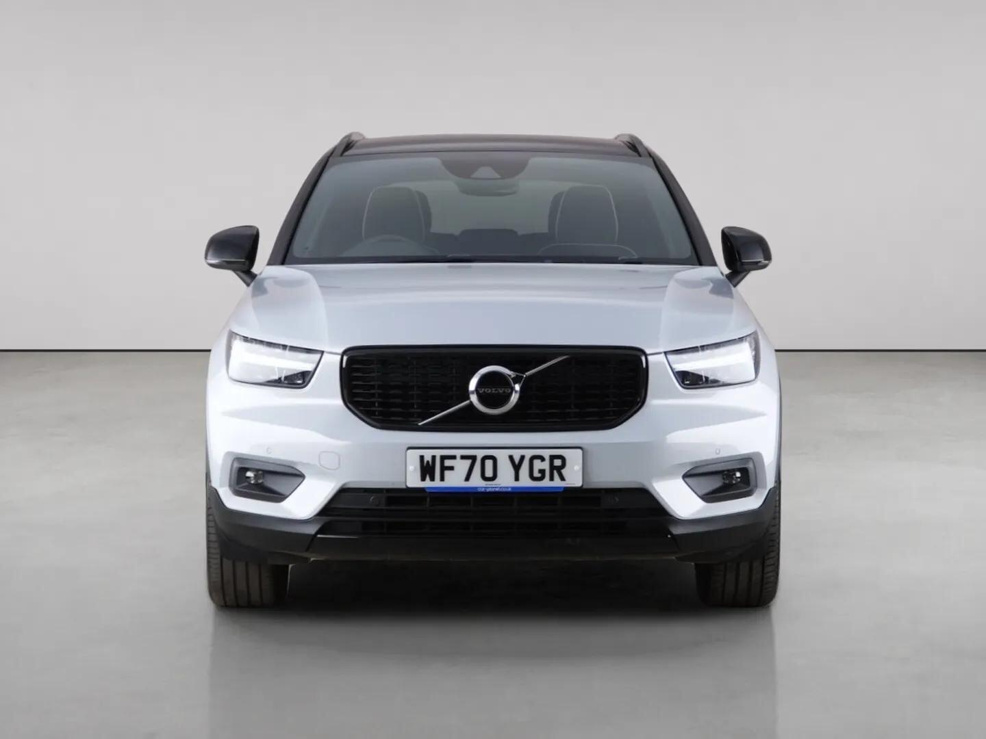 Volvo XC40 view 5
