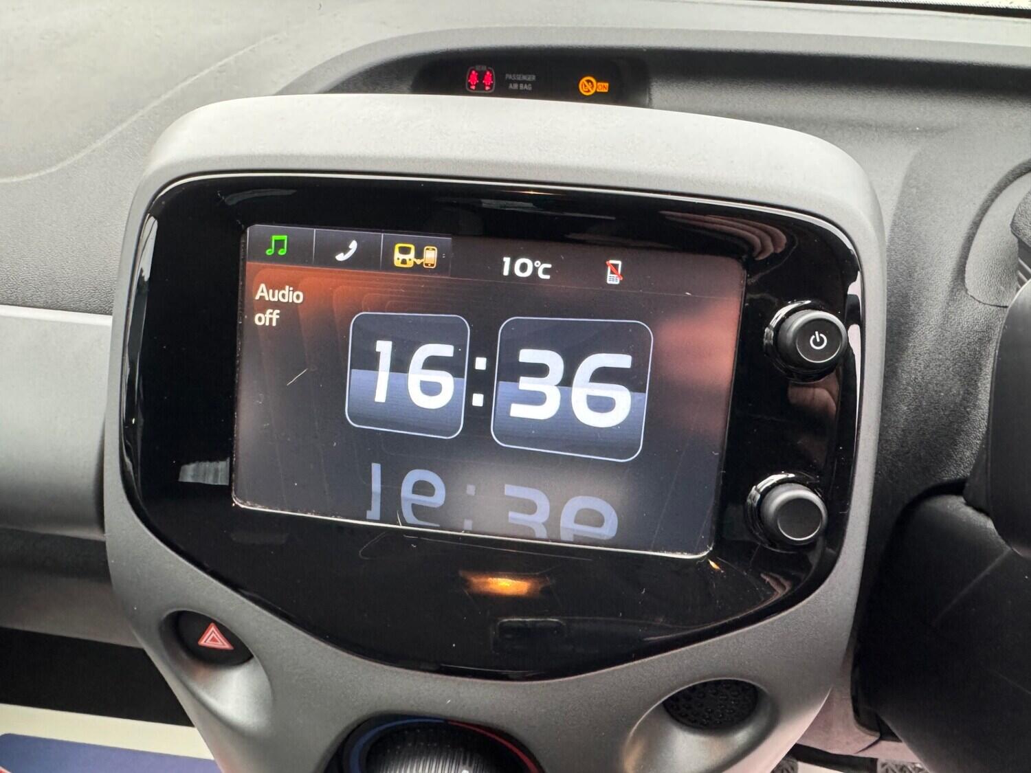 Toyota Aygo view 16