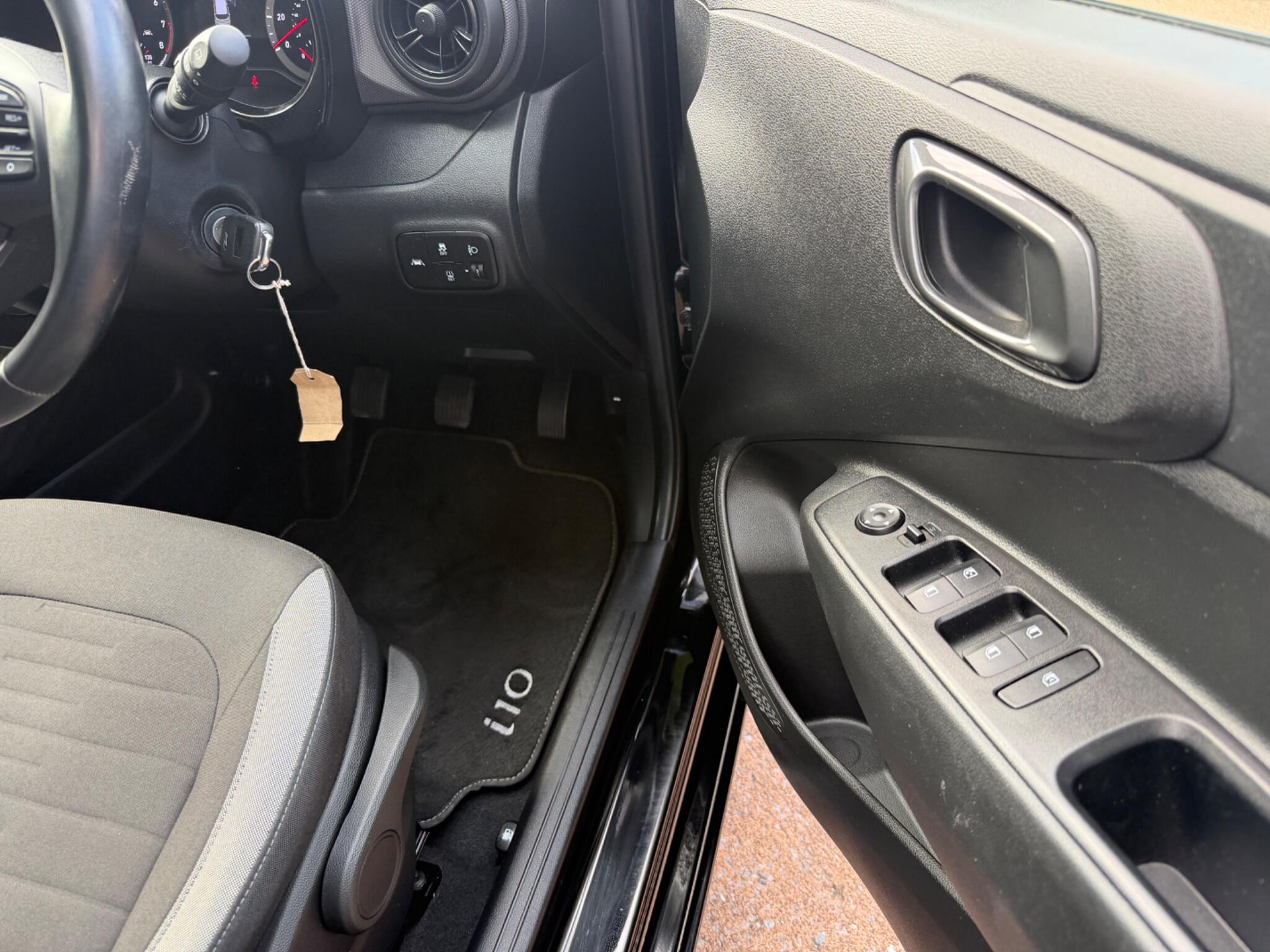 Hyundai I10 view 5