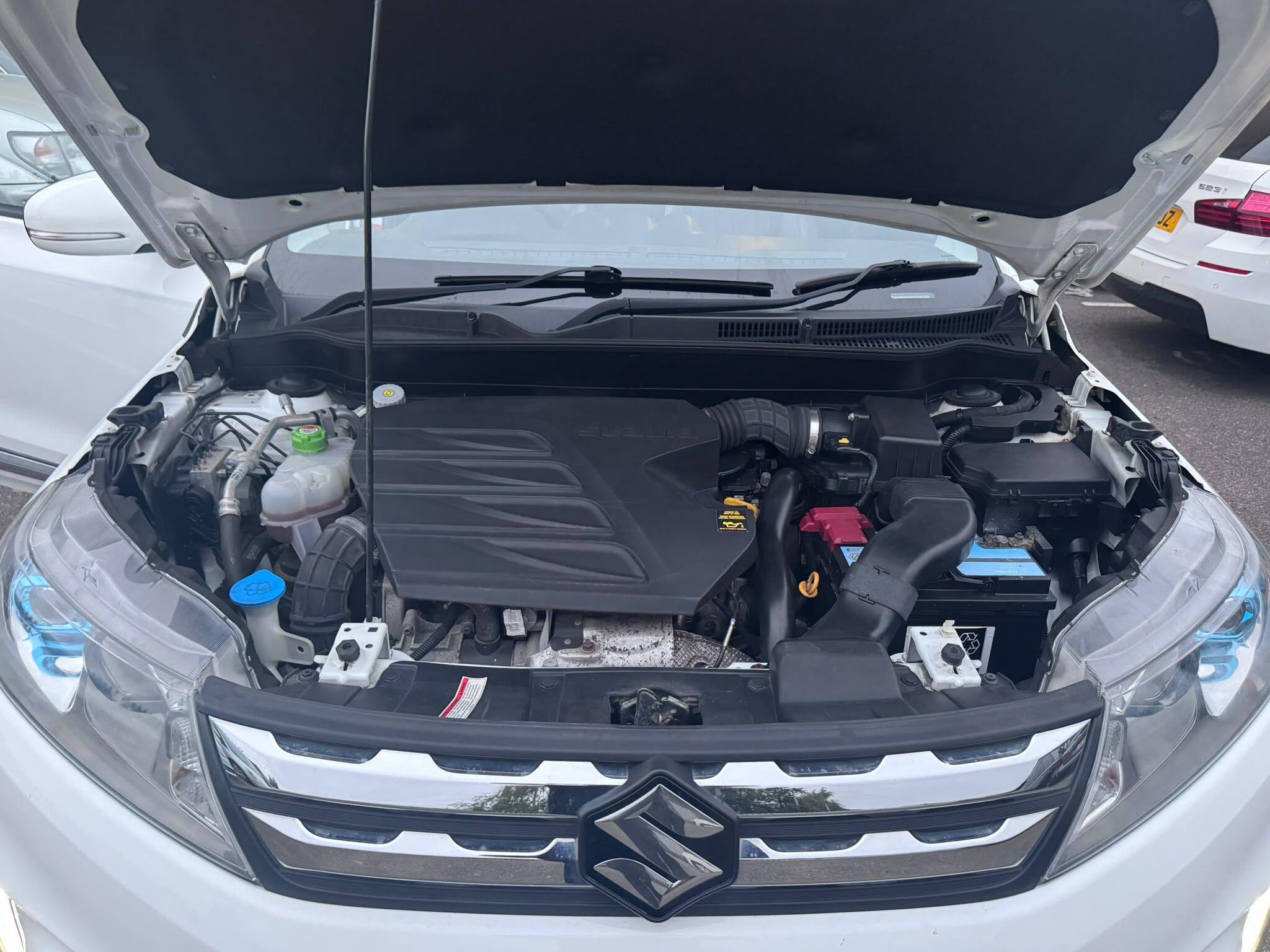Suzuki Vitara view 35