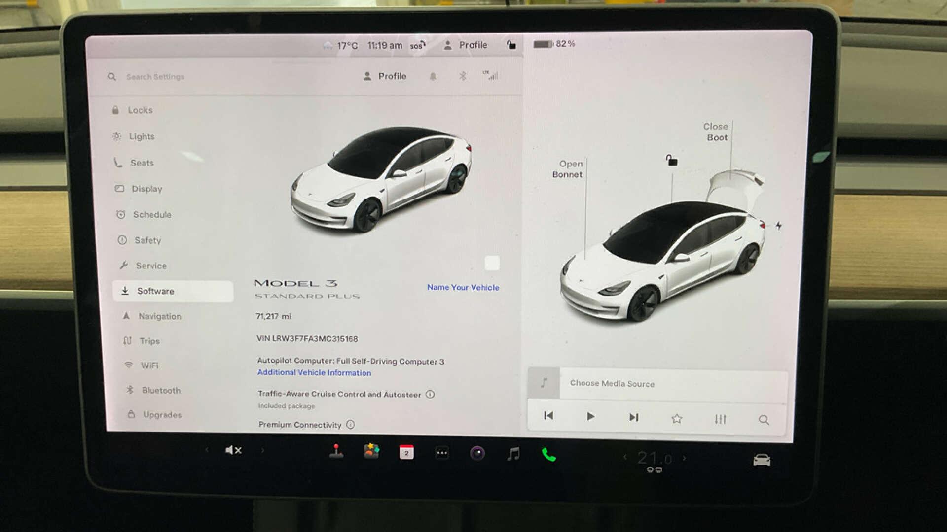 Tesla Model 3 view 10