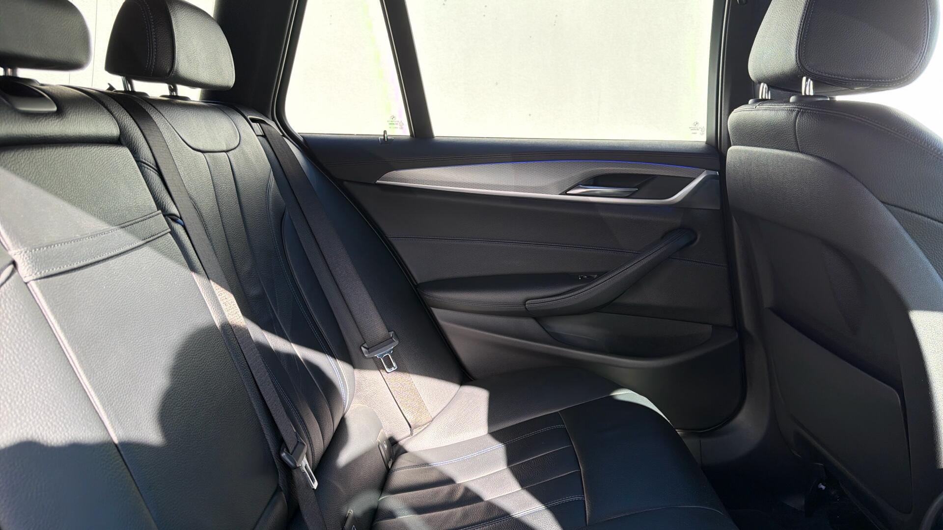 BMW 5 Series view 34