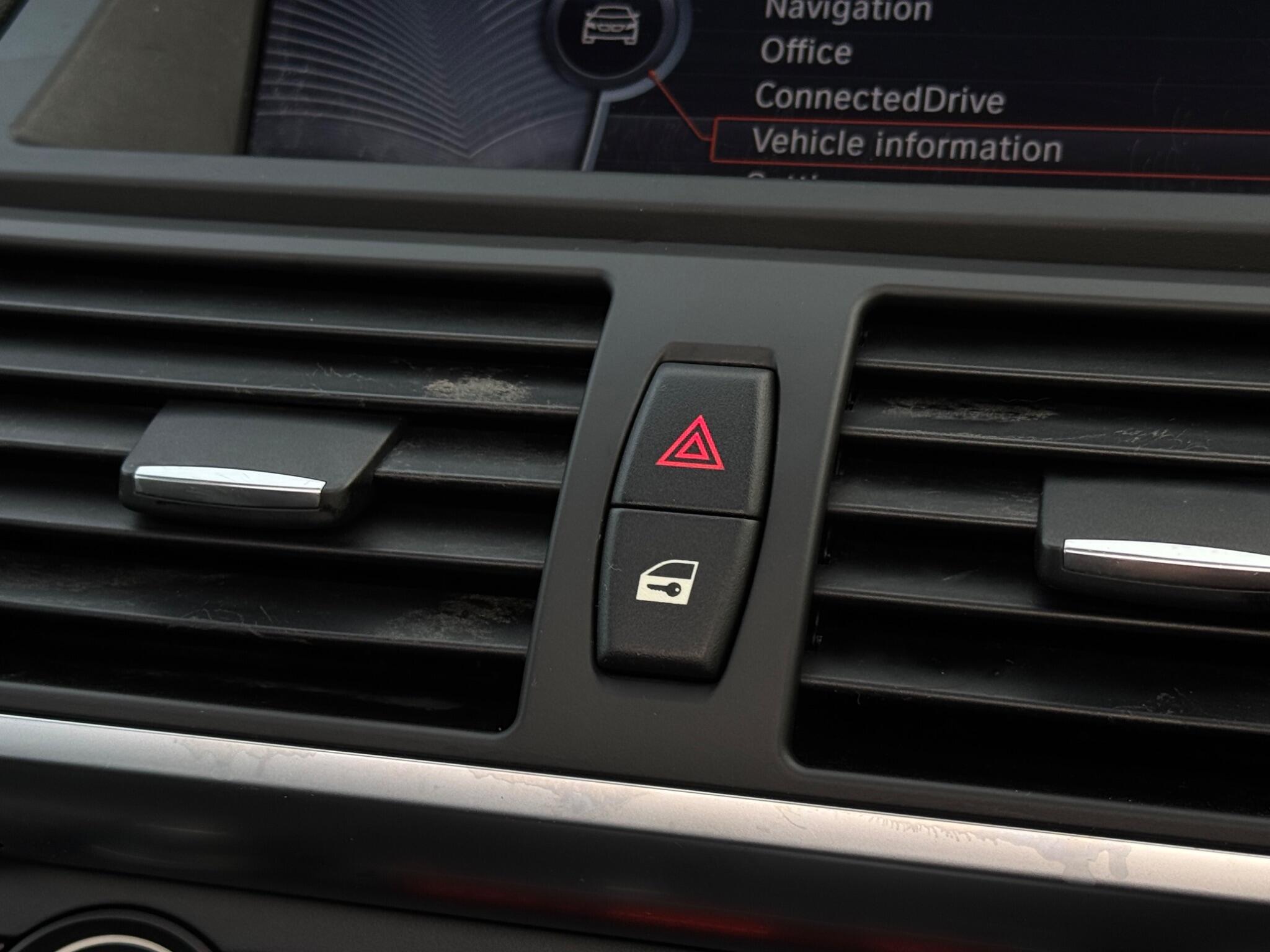 BMW X6 view 51