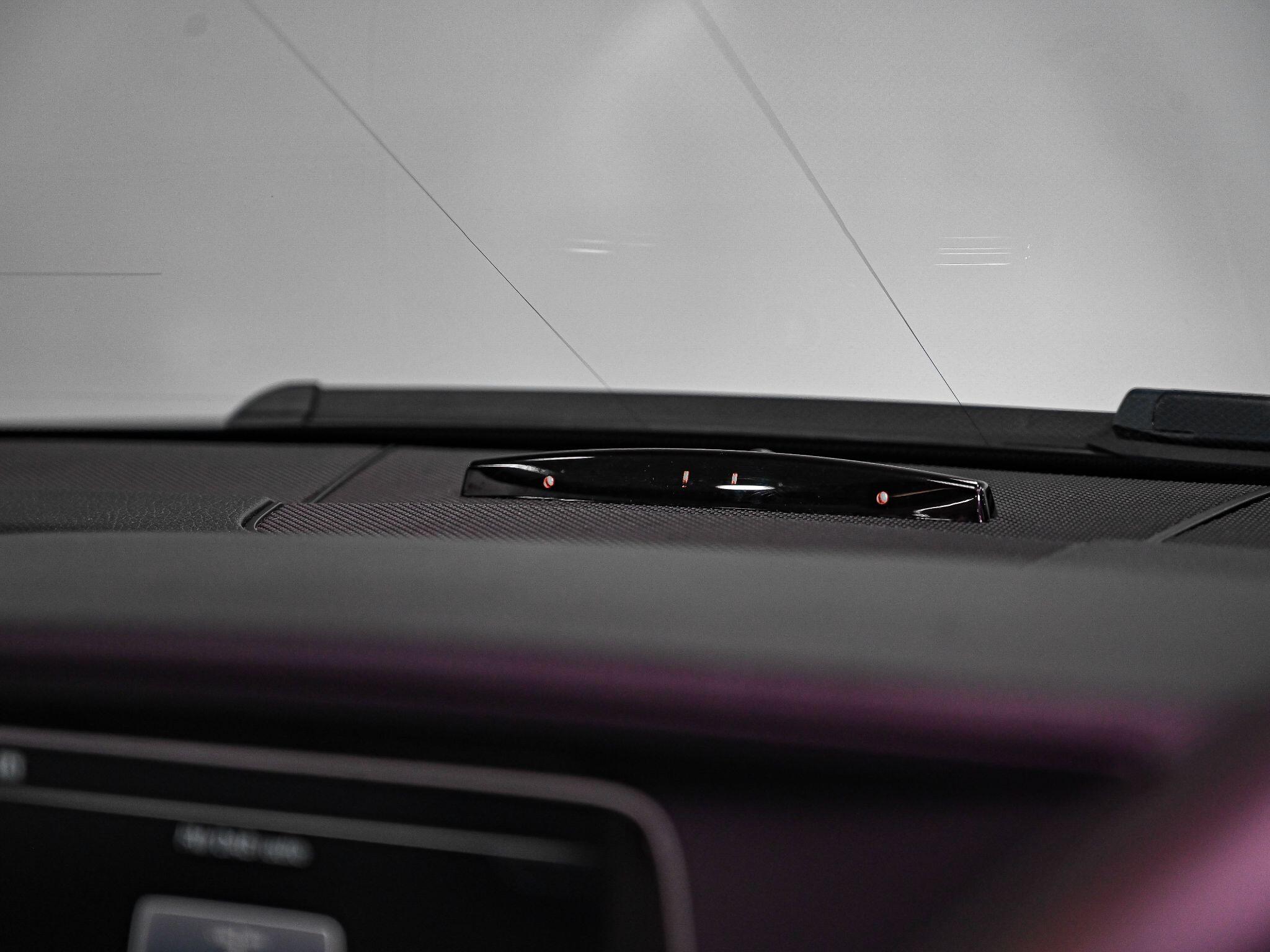 Mercedes-Benz E-Class view 9