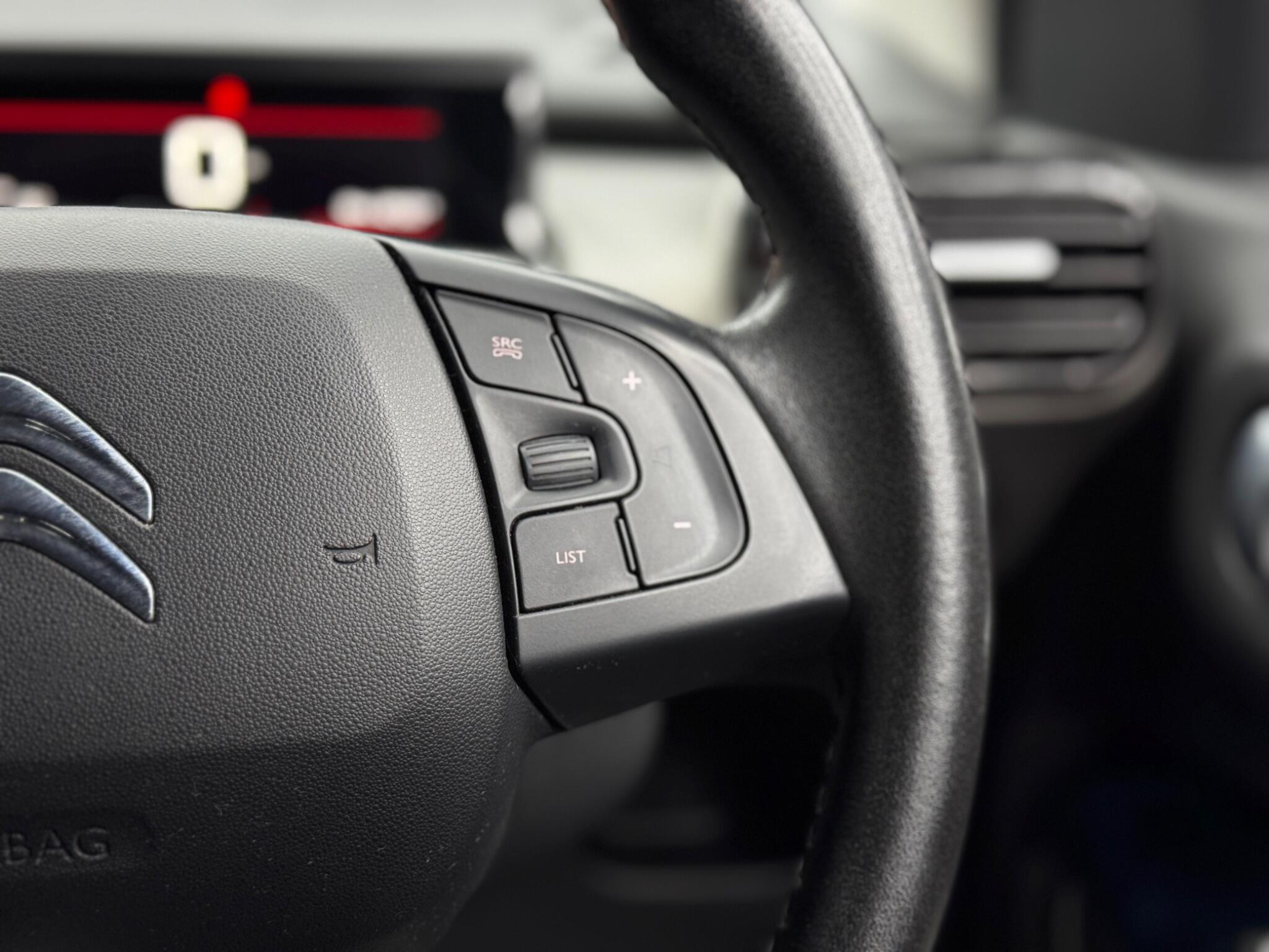 Citroen C4 Cactus view 21