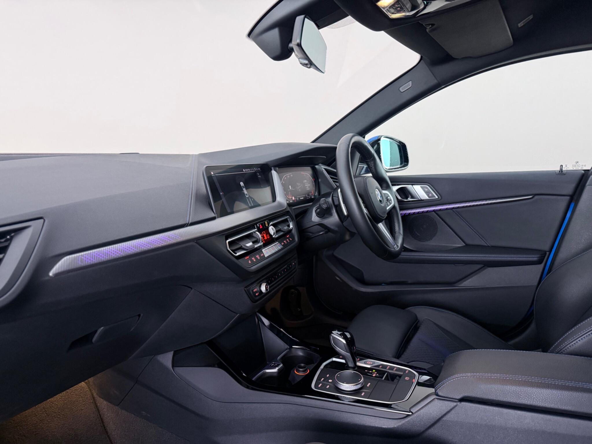 BMW 2 Series view 4