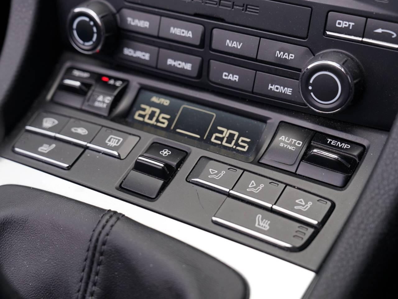 Porsche Boxster view 11