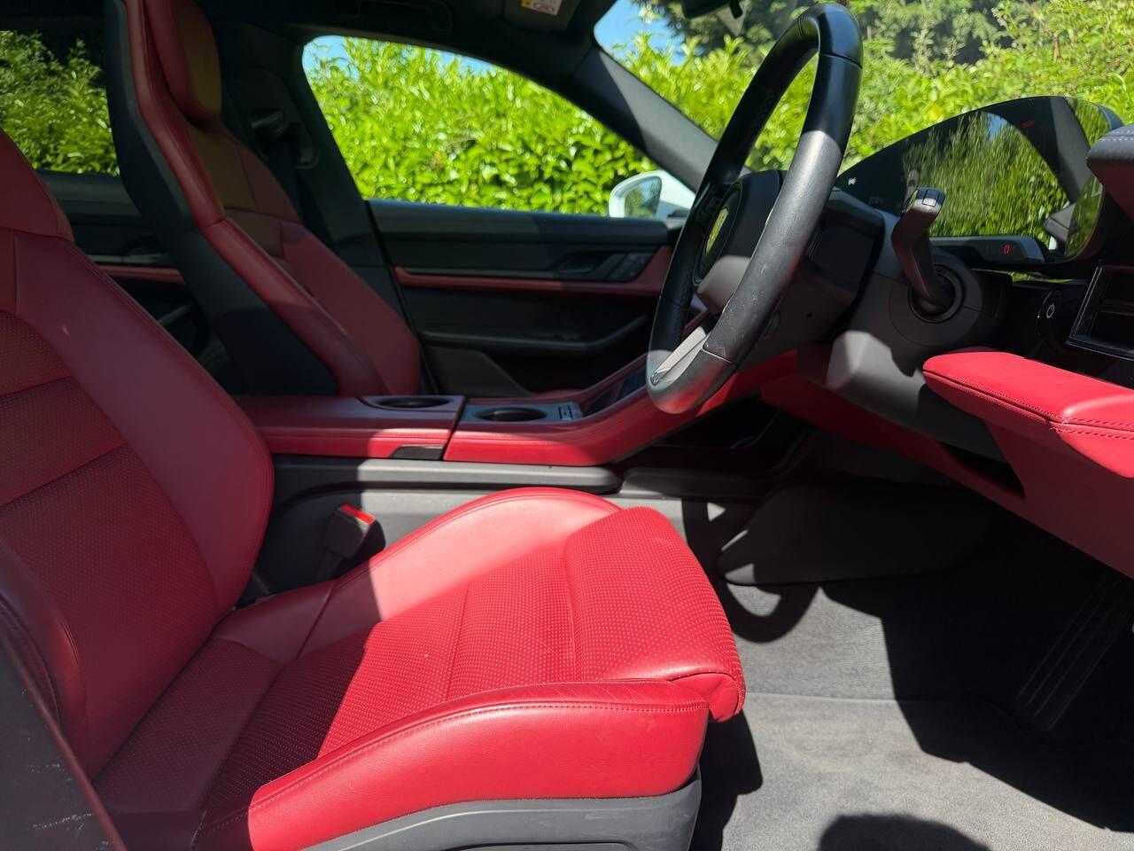 Porsche Taycan view 11