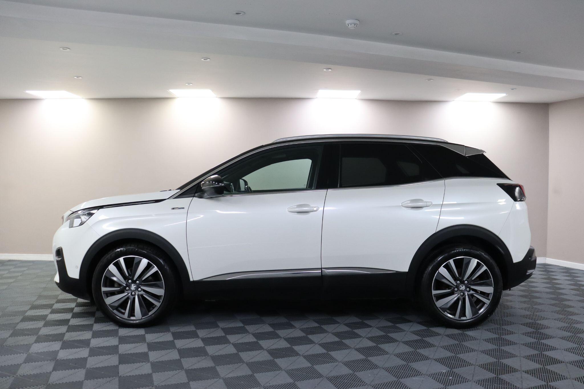 Peugeot 3008 view 18