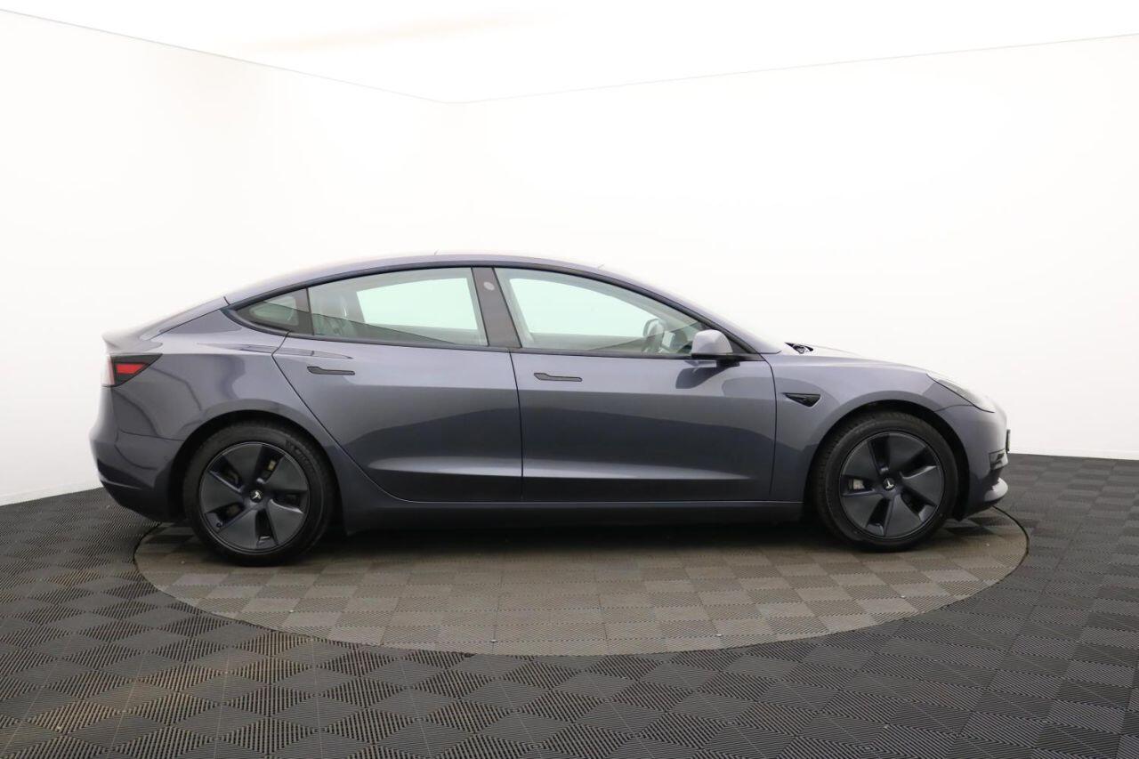 Tesla Model 3 view 2