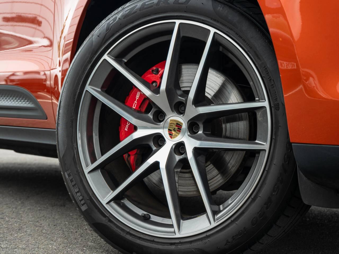 Porsche Macan view 42