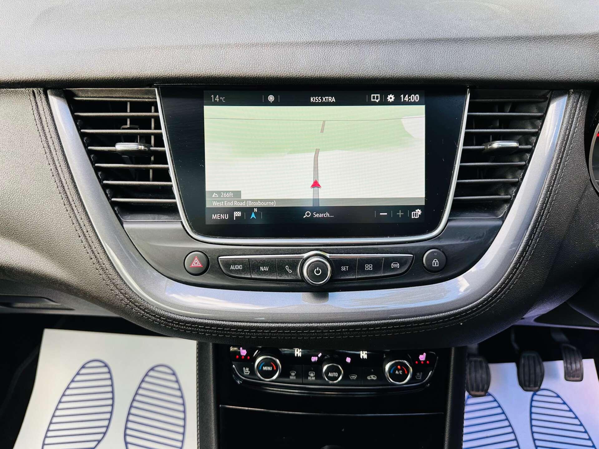 Vauxhall Grandland X view 10