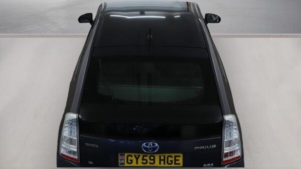 Toyota Prius view 8