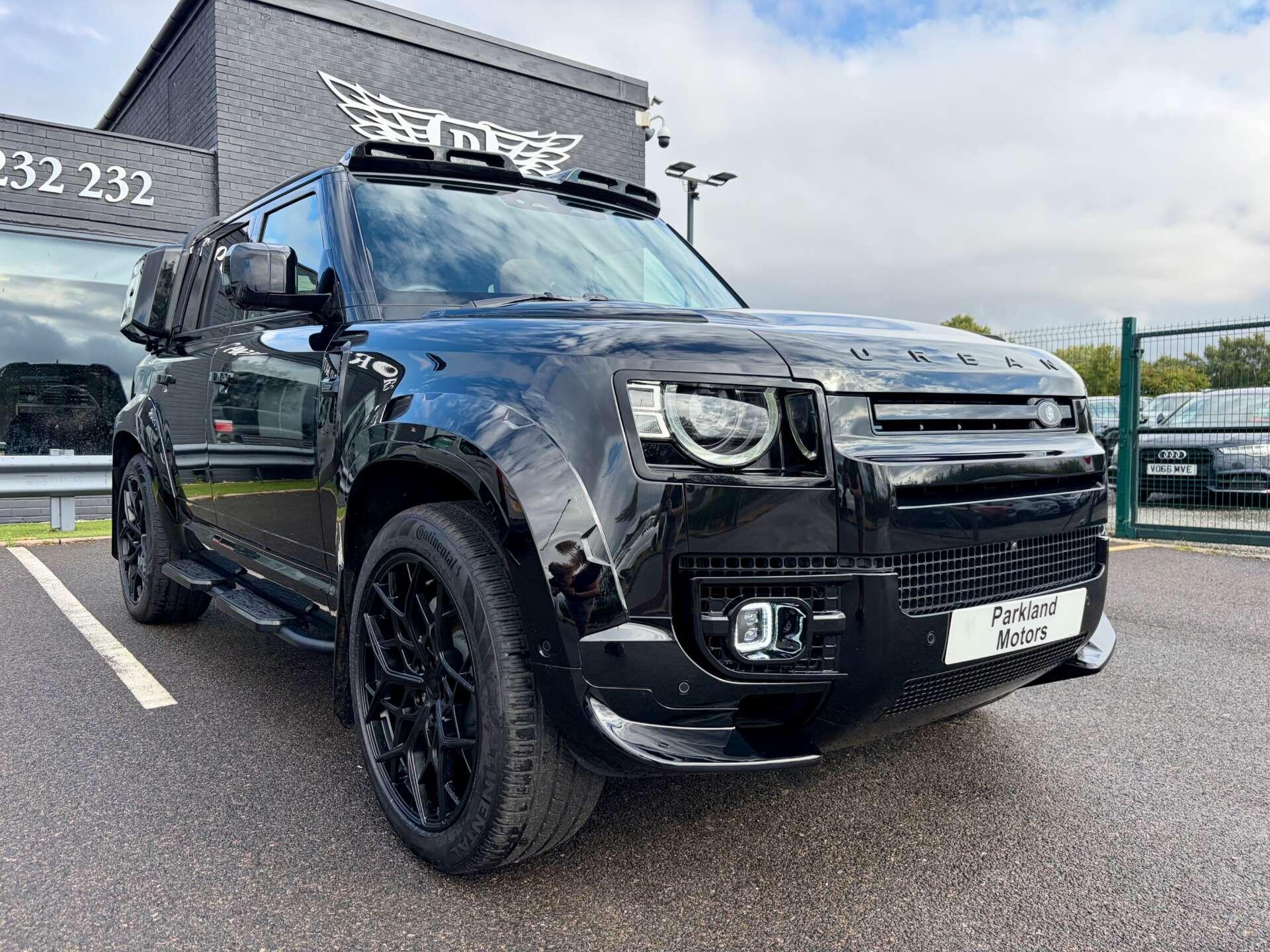 Land Rover Defender 110 view 62