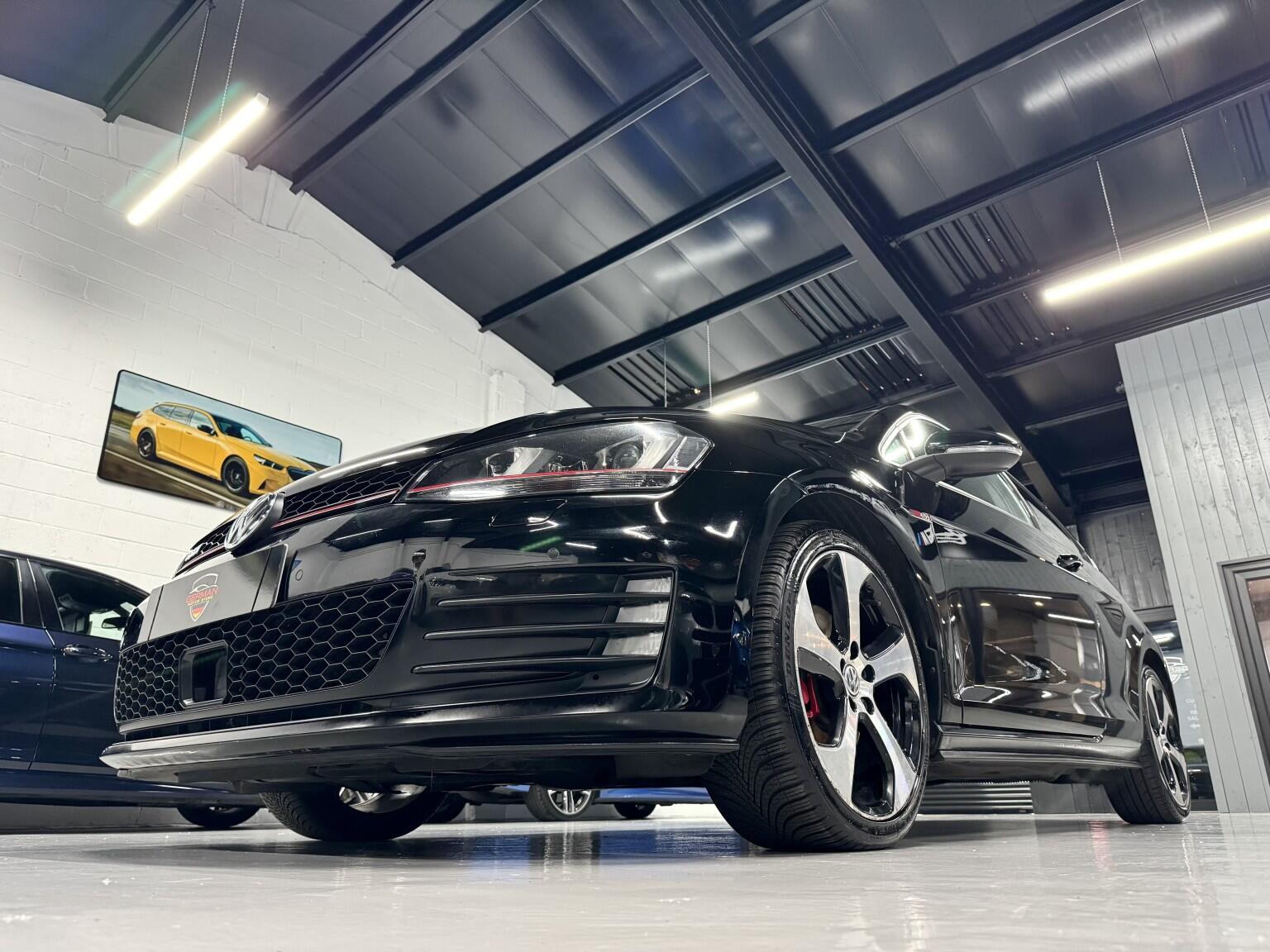 Volkswagen Golf view 7
