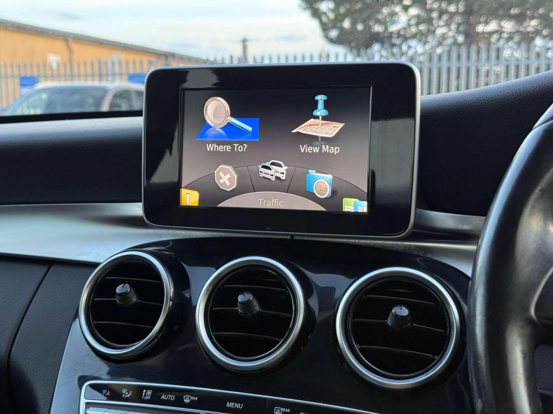 Mercedes-Benz C Class view 65