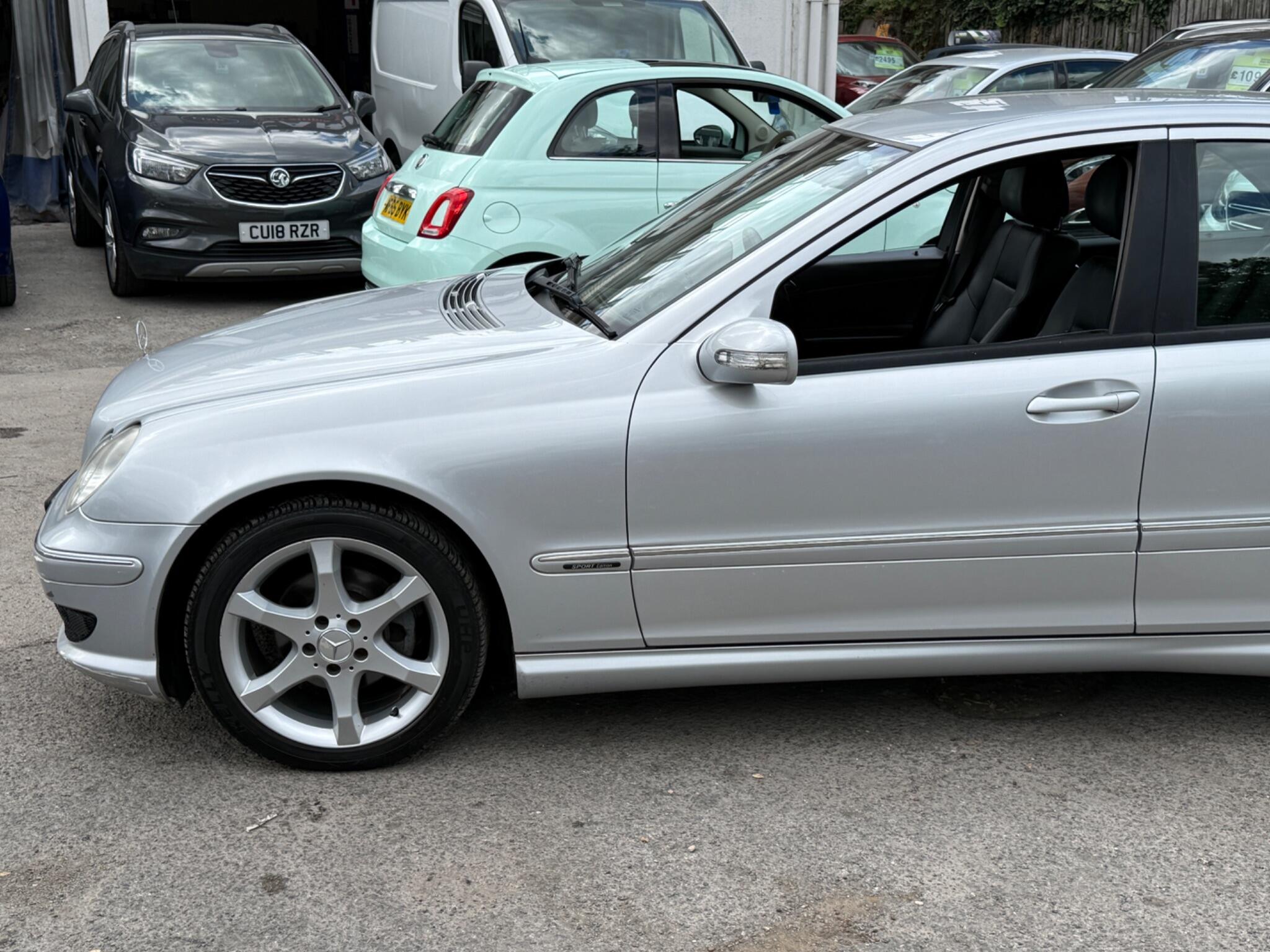 Mercedes-Benz C Class - Image 11