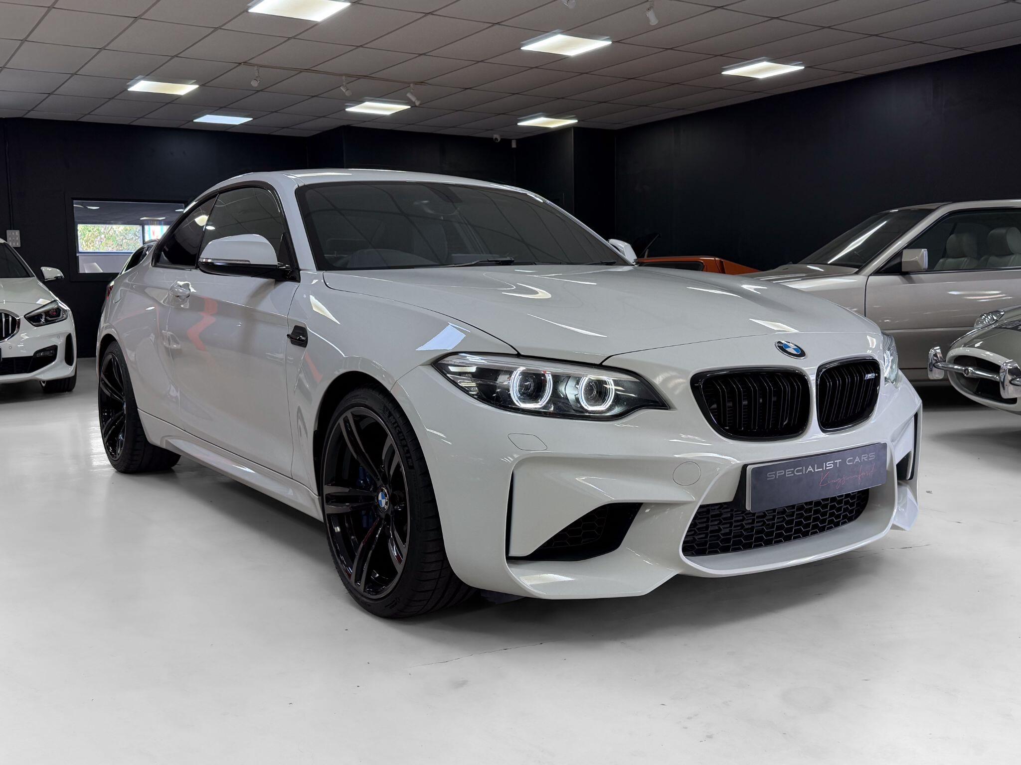 BMW M2 view 9