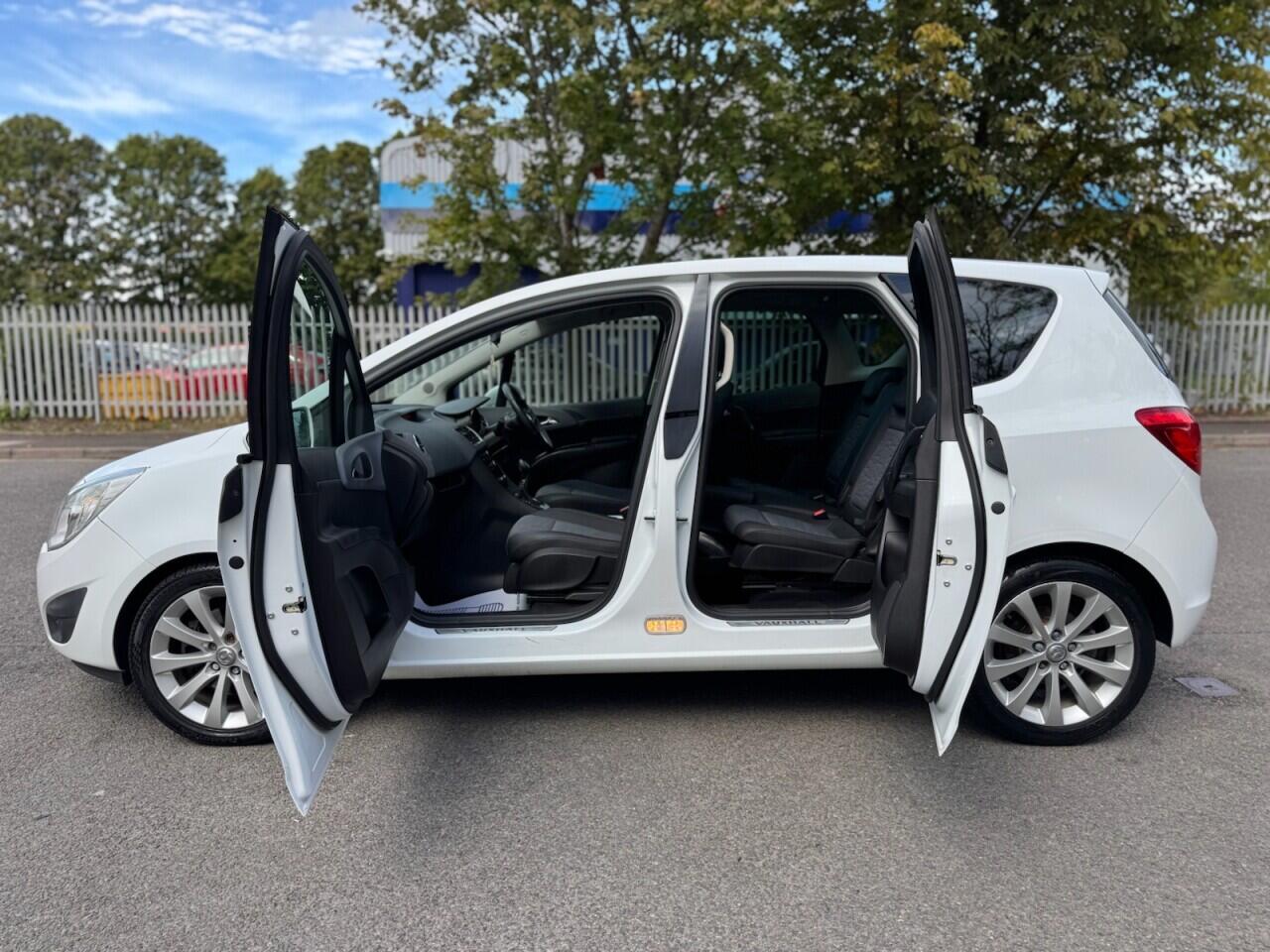 Vauxhall Meriva view 8
