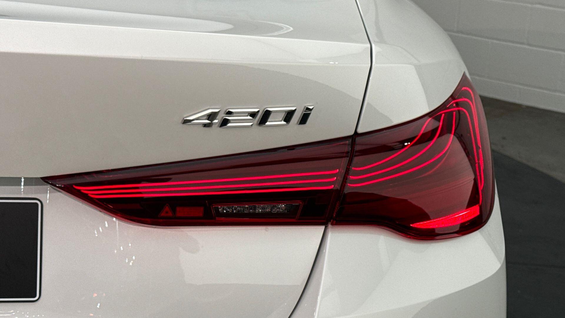 BMW 4 Series view 21