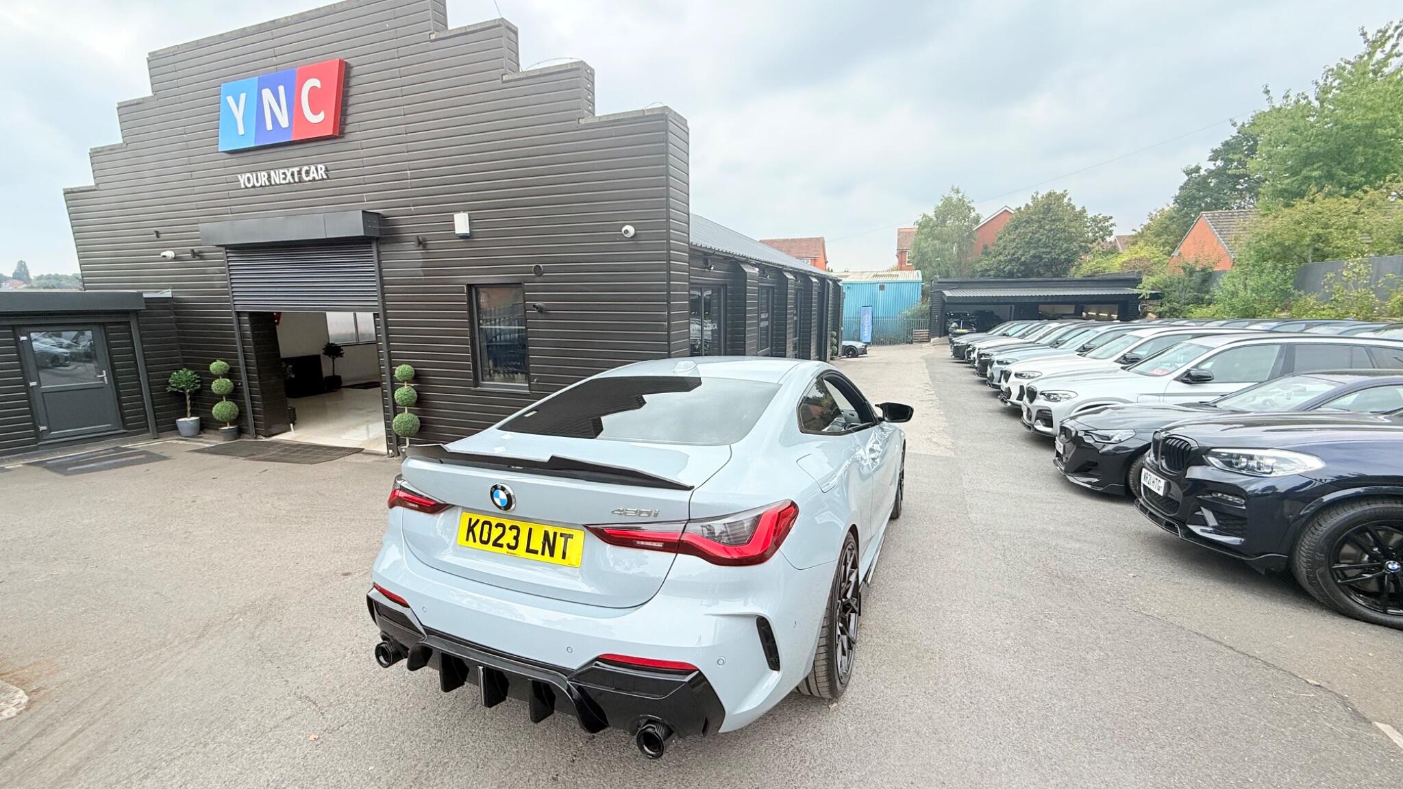 BMW 4 Series view 3