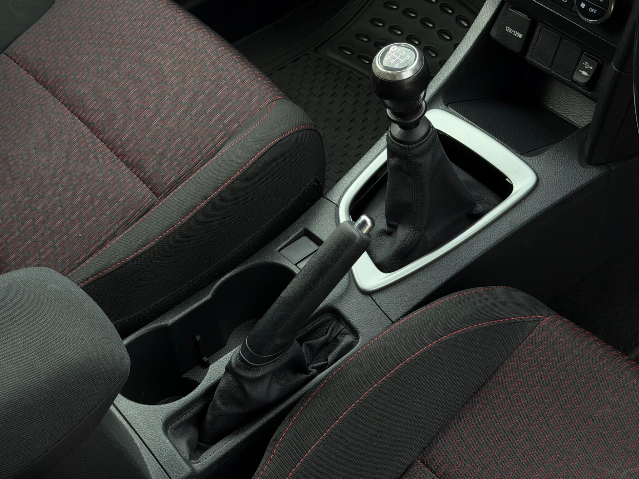 Toyota Auris view 22