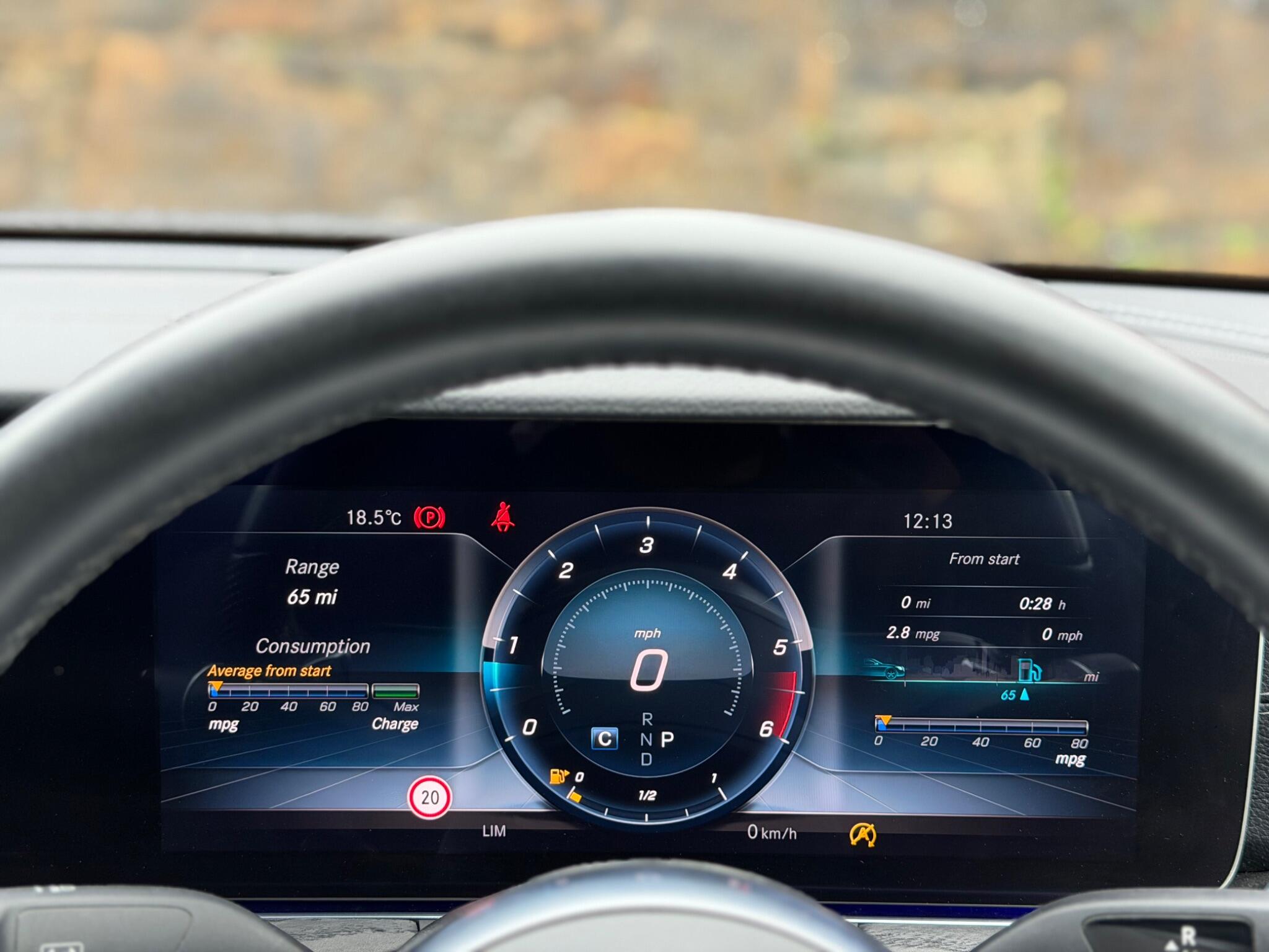 Mercedes-Benz E-Class view 22