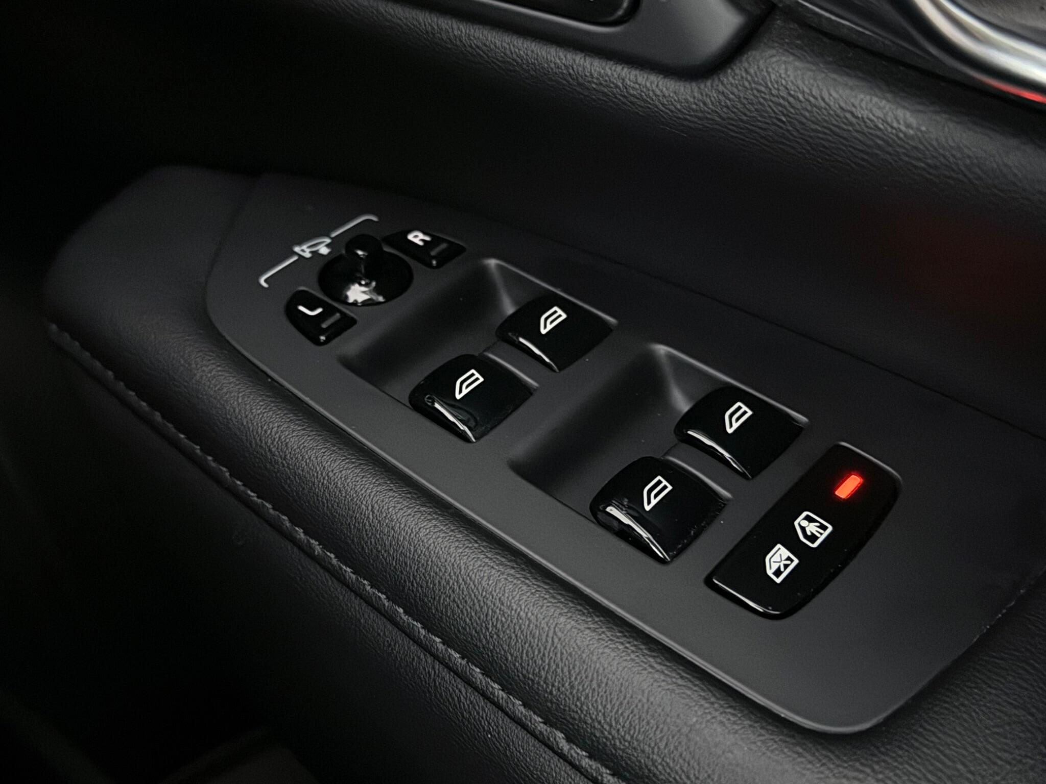 Volvo V90 view 21