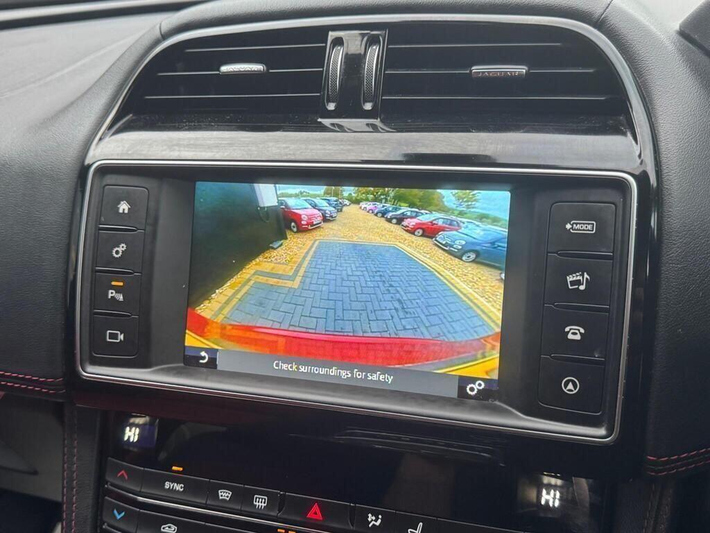 Jaguar F-Pace view 30