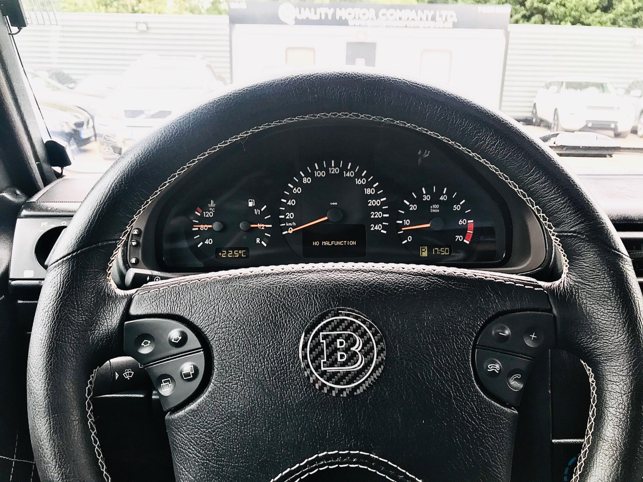 Mercedes-Benz G Class view 33