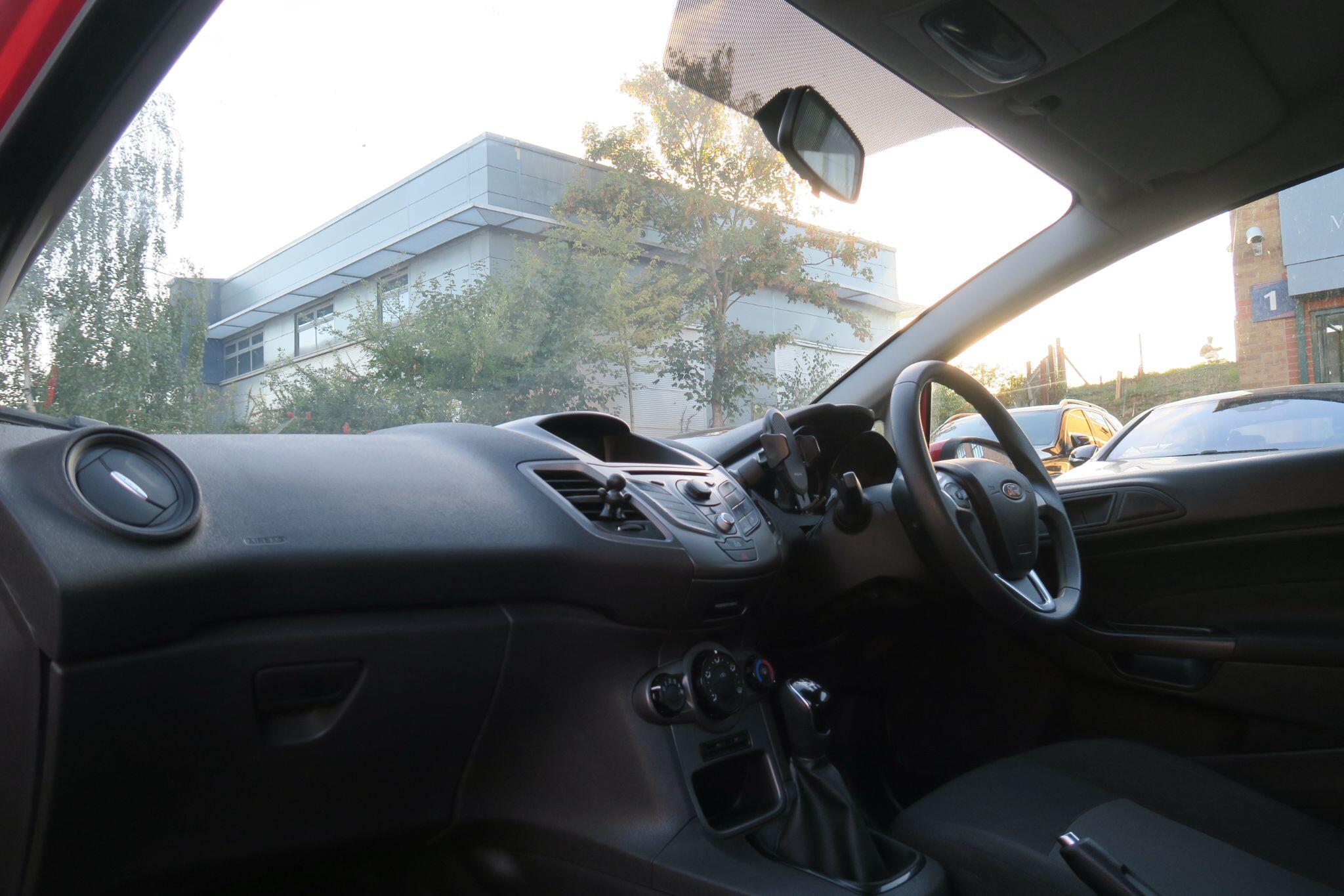 Ford Fiesta view 10